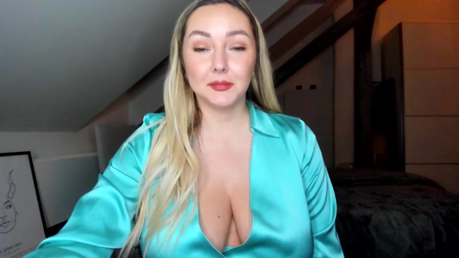 Gallery image thumbnail from Mi_Ha's myfreecams stream on, 12/29/2025, 22:18 image 5 of 20