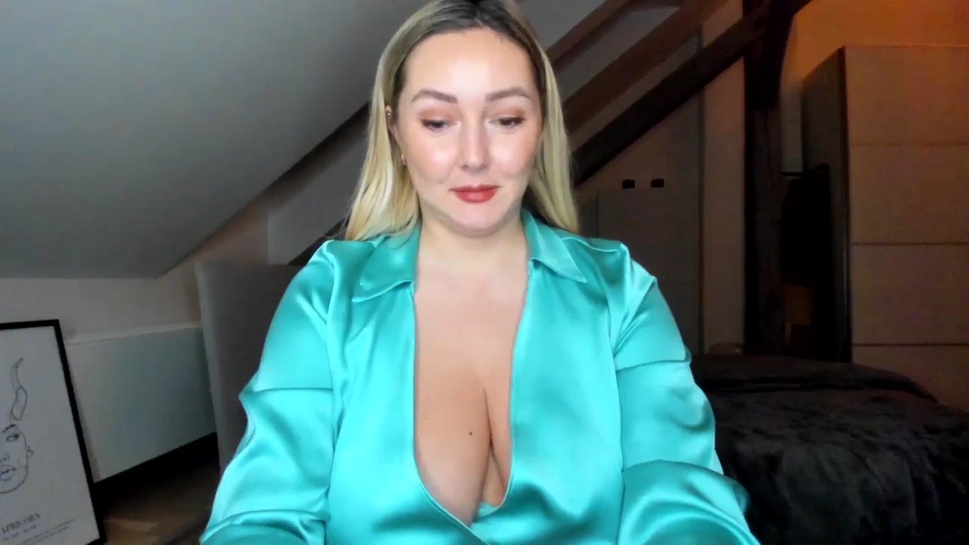 Gallery image thumbnail from Mi_Ha's myfreecams stream on, 12/29/2025, 22:18 image 3 of 20