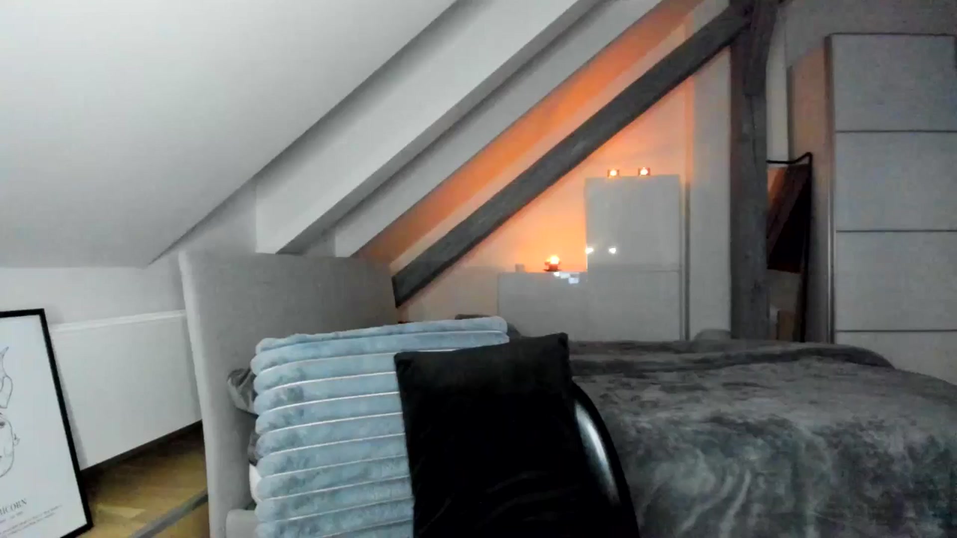 Gallery image thumbnail from Mi_Ha's myfreecams stream on, 12/30/2025, 15:14 image 1 of 20