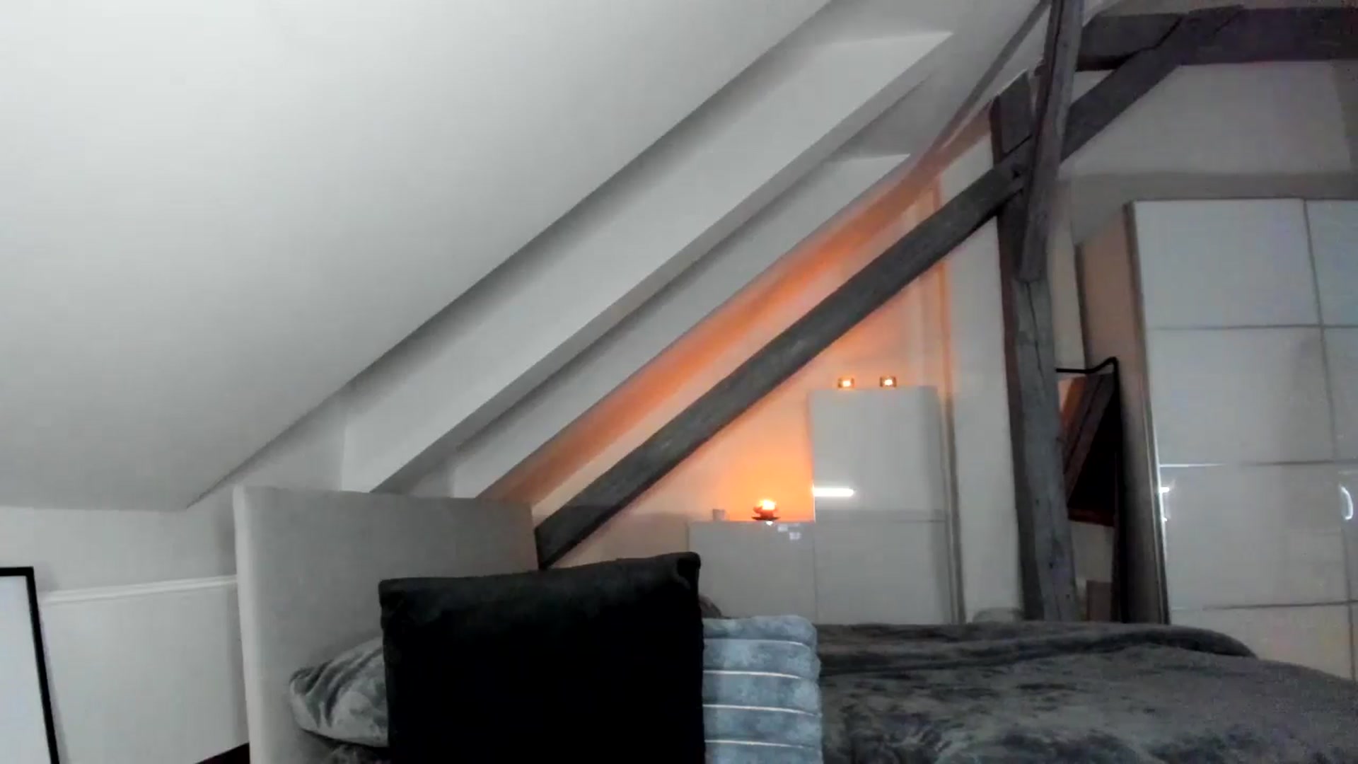 Gallery image thumbnail from Mi_Ha's myfreecams stream on, 12/30/2025, 16:48 image 13 of 20