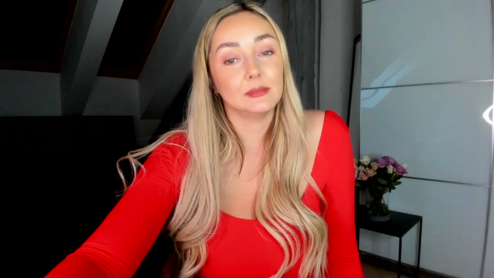 Gallery image thumbnail from Mi_Ha's myfreecams stream on, 02/01/2026, 15:51 image 12 of 20