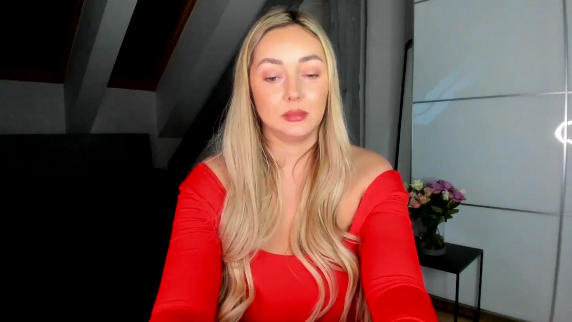 Gallery image thumbnail from Mi_Ha's myfreecams stream on, 02/01/2026, 15:51 image 17 of 20
