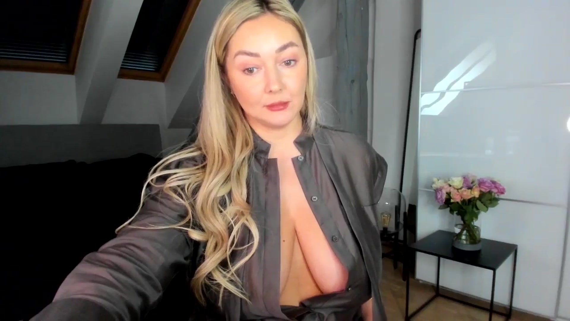 Gallery image thumbnail from Mi_Ha's myfreecams stream on, 02/02/2026, 13:11 image 18 of 20