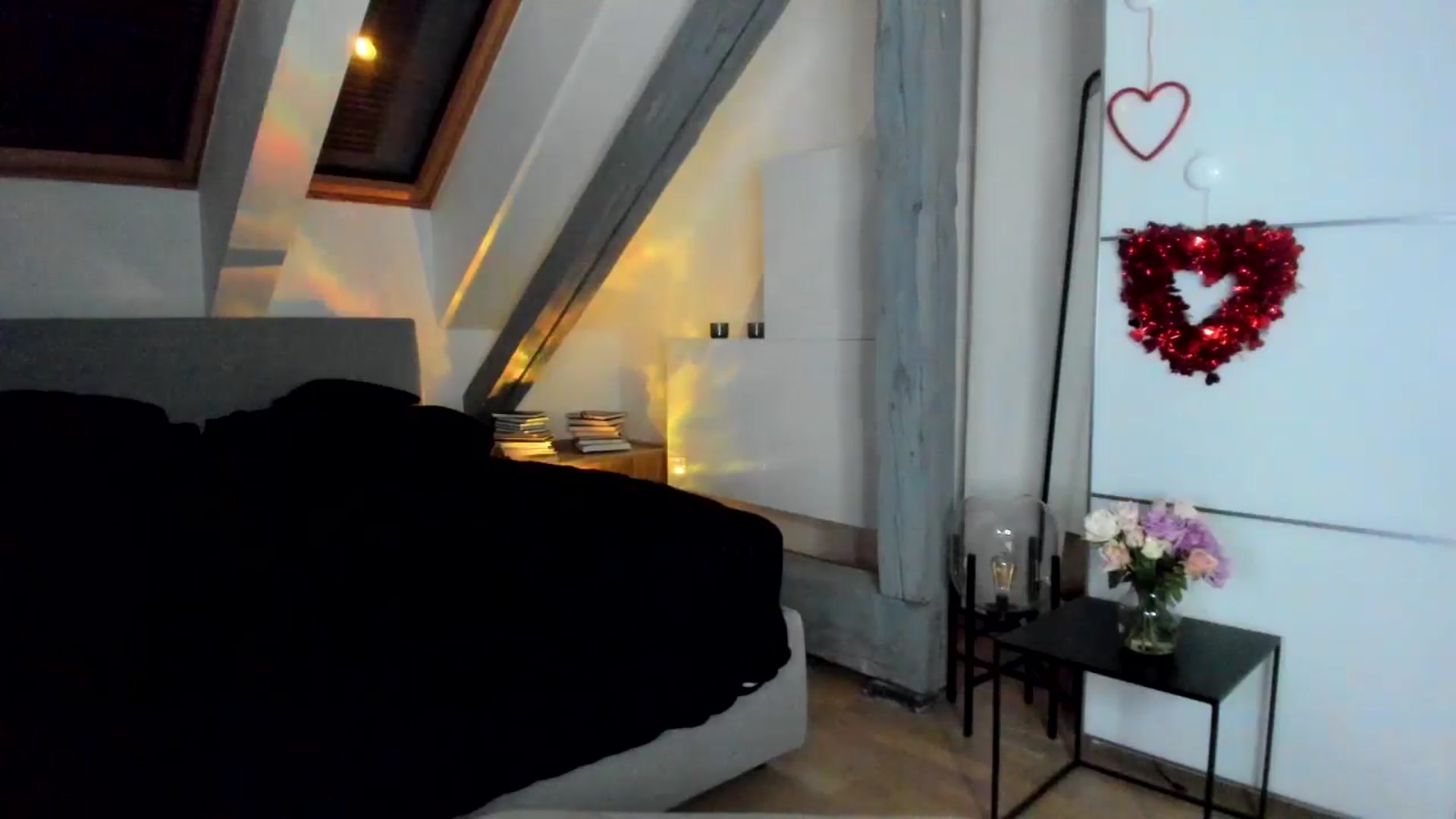 Gallery image thumbnail from Mi_Ha's myfreecams stream on, 02/04/2026, 17:39 image 18 of 20