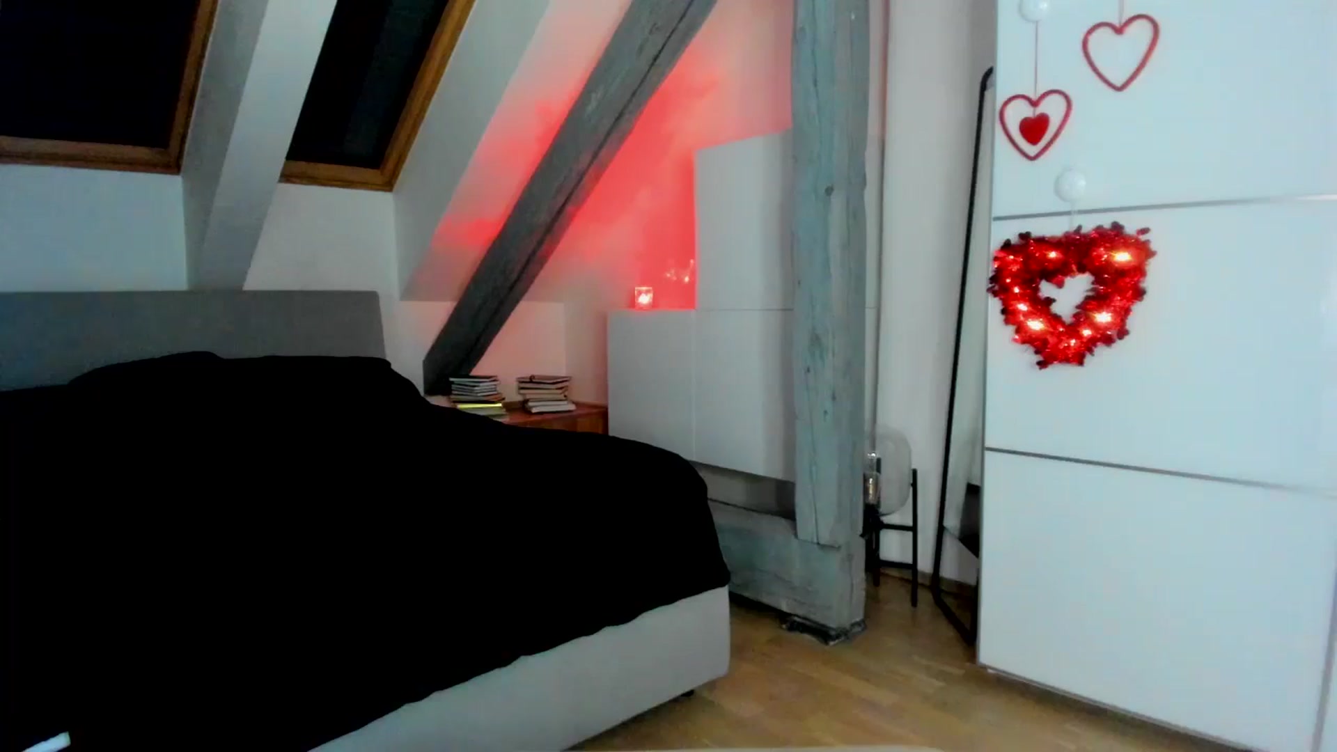 Gallery image thumbnail from Mi_Ha's myfreecams stream on, 02/06/2026, 17:09 image 8 of 20