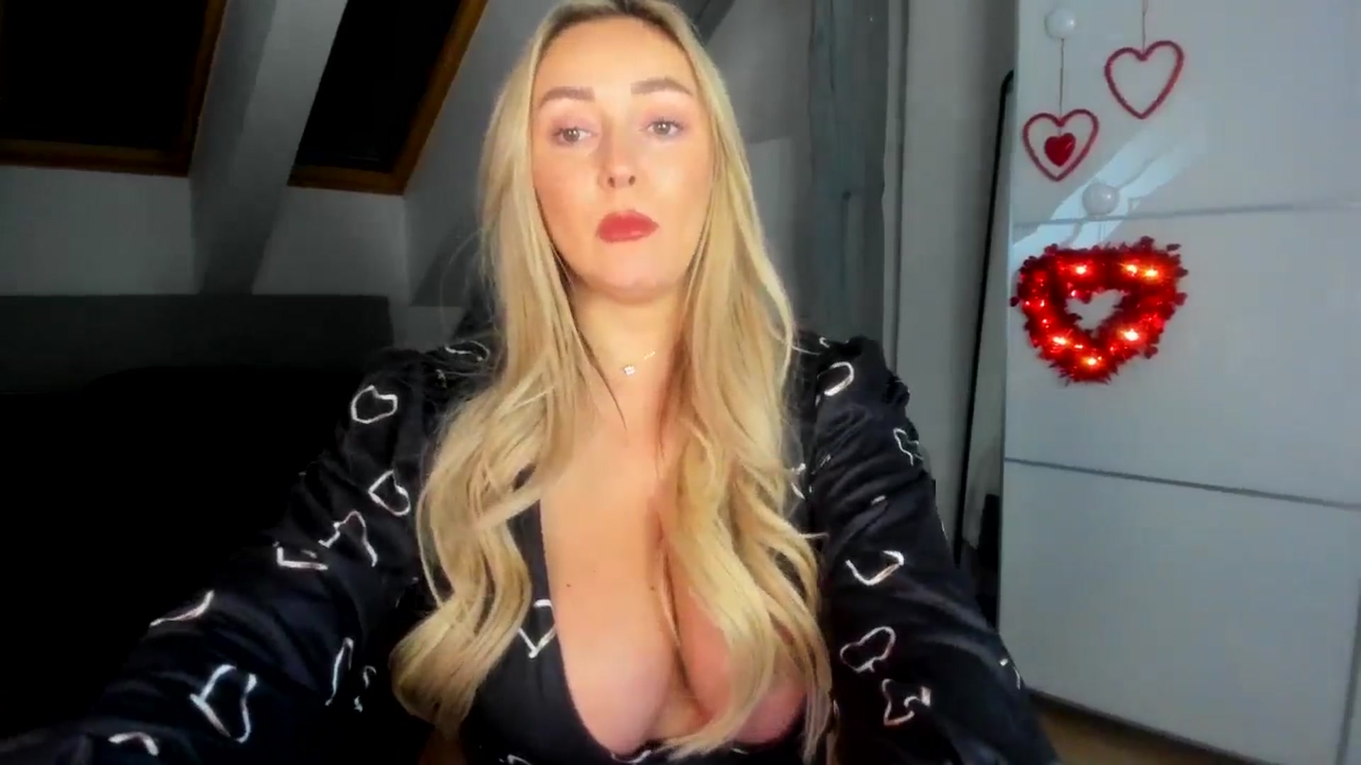 Gallery image thumbnail from Mi_Ha's myfreecams stream on, 02/07/2026, 14:24 image 8 of 20