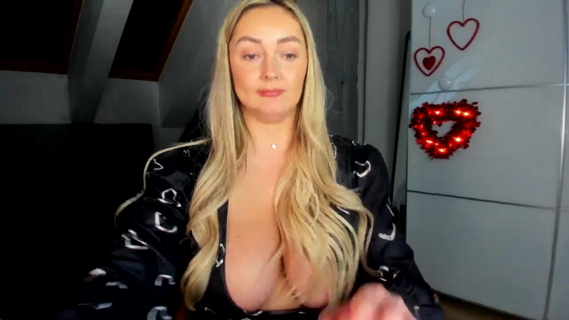 Gallery image thumbnail from Mi_Ha's myfreecams stream on, 02/07/2026, 16:24 image 3 of 20