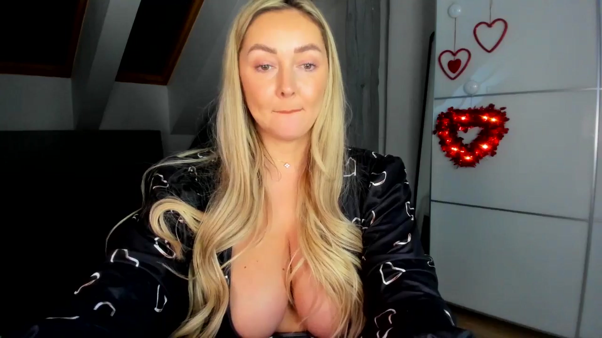 Gallery image thumbnail from Mi_Ha's myfreecams stream on, 02/07/2026, 16:24 image 7 of 20