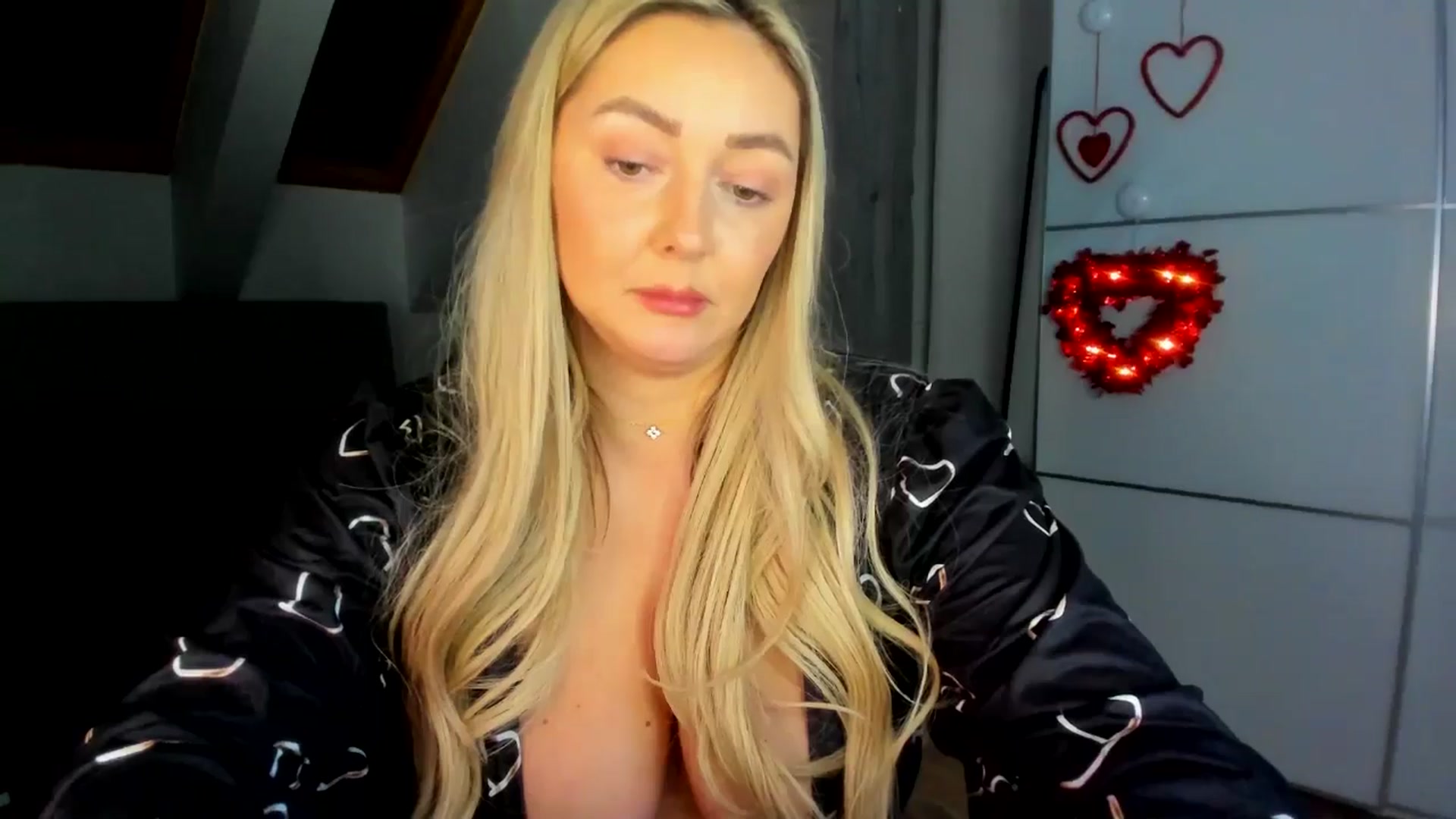 Gallery image thumbnail from Mi_Ha's myfreecams stream on, 02/07/2026, 16:24 image 16 of 20