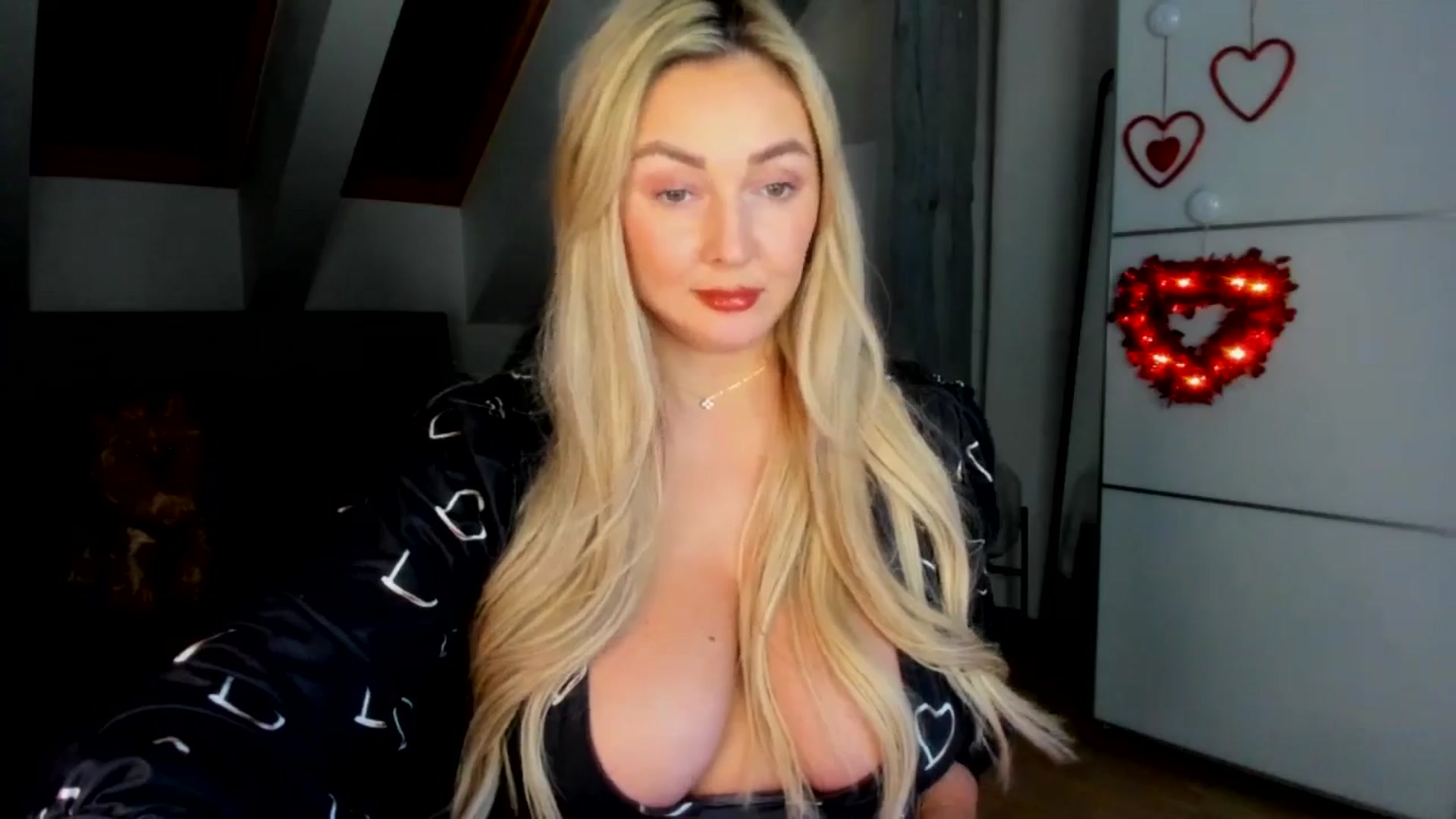 Gallery image thumbnail from Mi_Ha's myfreecams stream on, 02/07/2026, 21:42 image 7 of 20