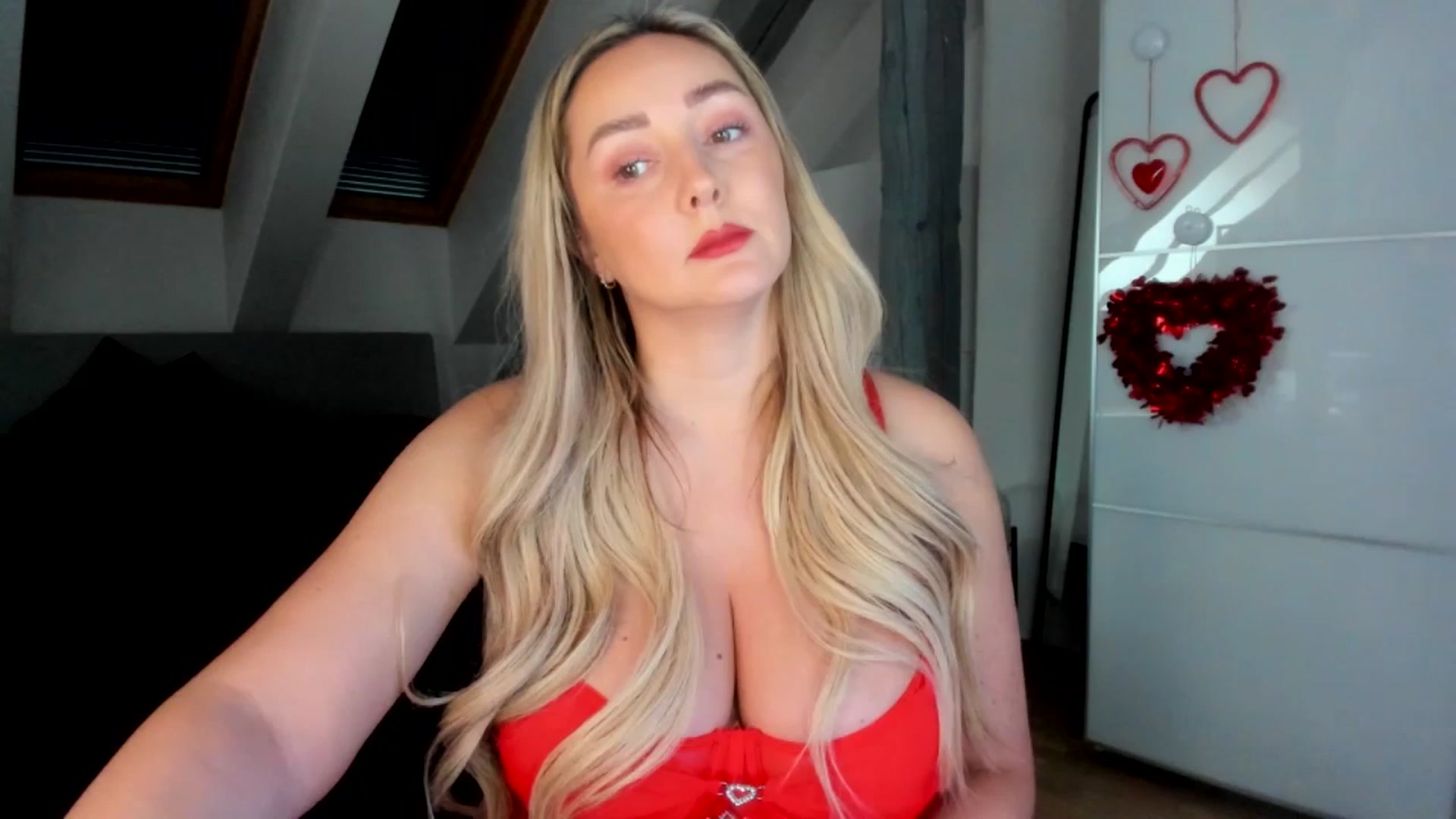Gallery image thumbnail from Mi_Ha's myfreecams stream on, 02/08/2026, 13:15 image 15 of 20