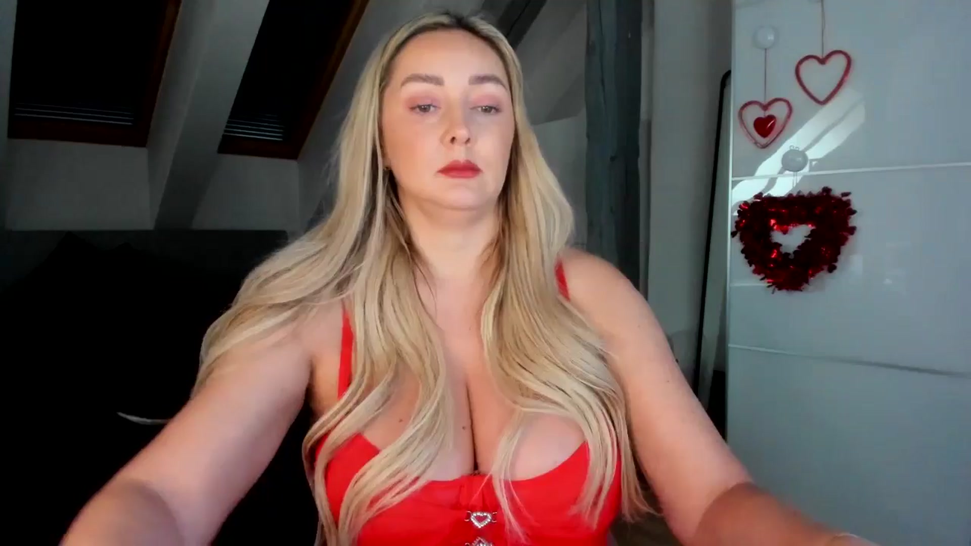 Gallery image thumbnail from Mi_Ha's myfreecams stream on, 02/08/2026, 13:15 image 12 of 20