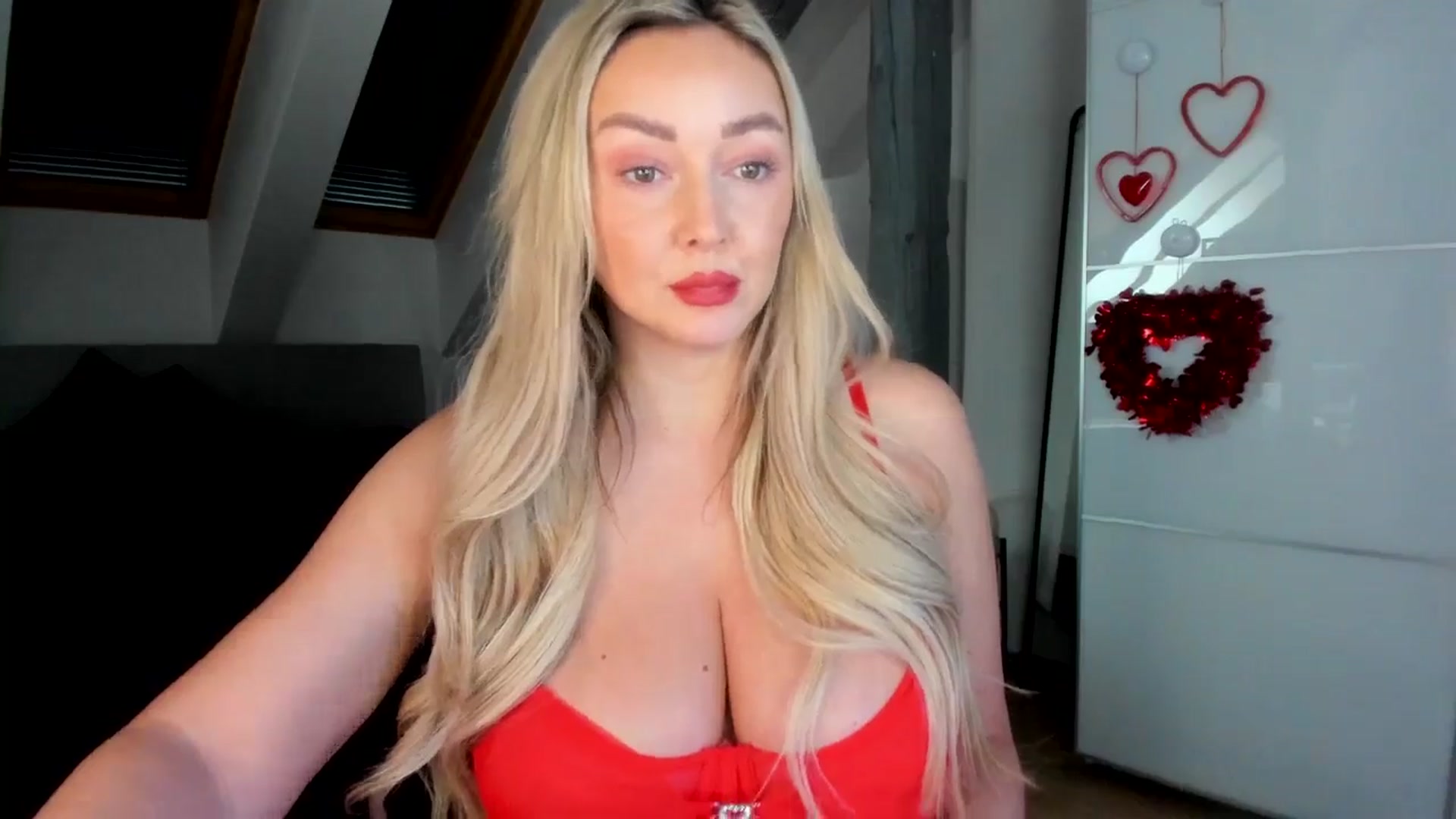Gallery image thumbnail from Mi_Ha's myfreecams stream on, 02/08/2026, 13:15 image 6 of 20