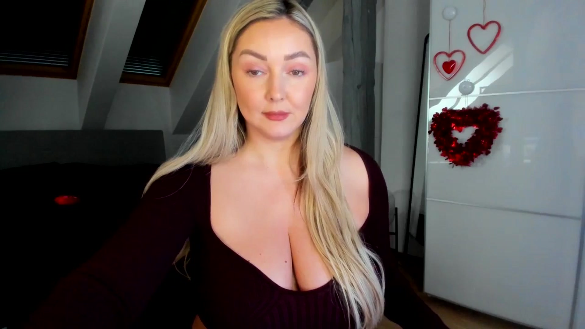 Gallery image thumbnail from Mi_Ha's myfreecams stream on, 02/09/2026, 12:29 image 11 of 20