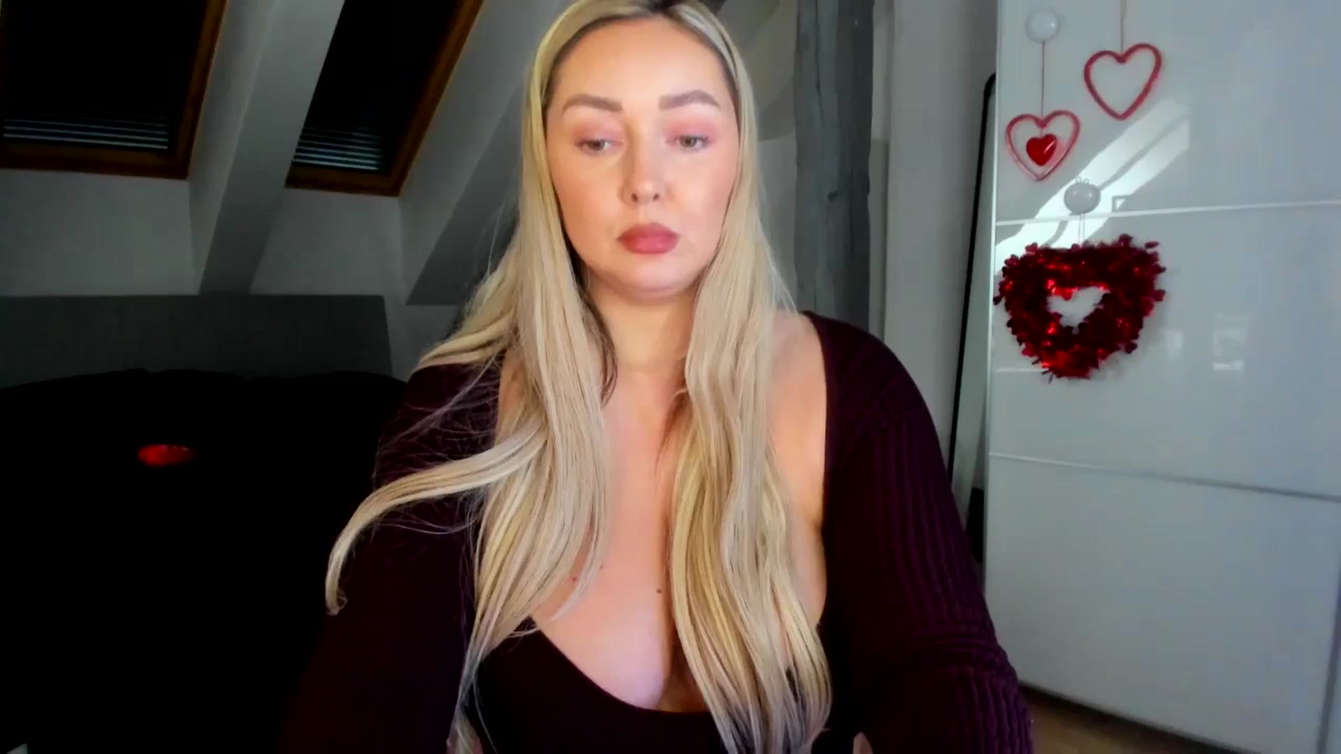Gallery image thumbnail from Mi_Ha's myfreecams stream on, 02/09/2026, 12:29 image 4 of 20
