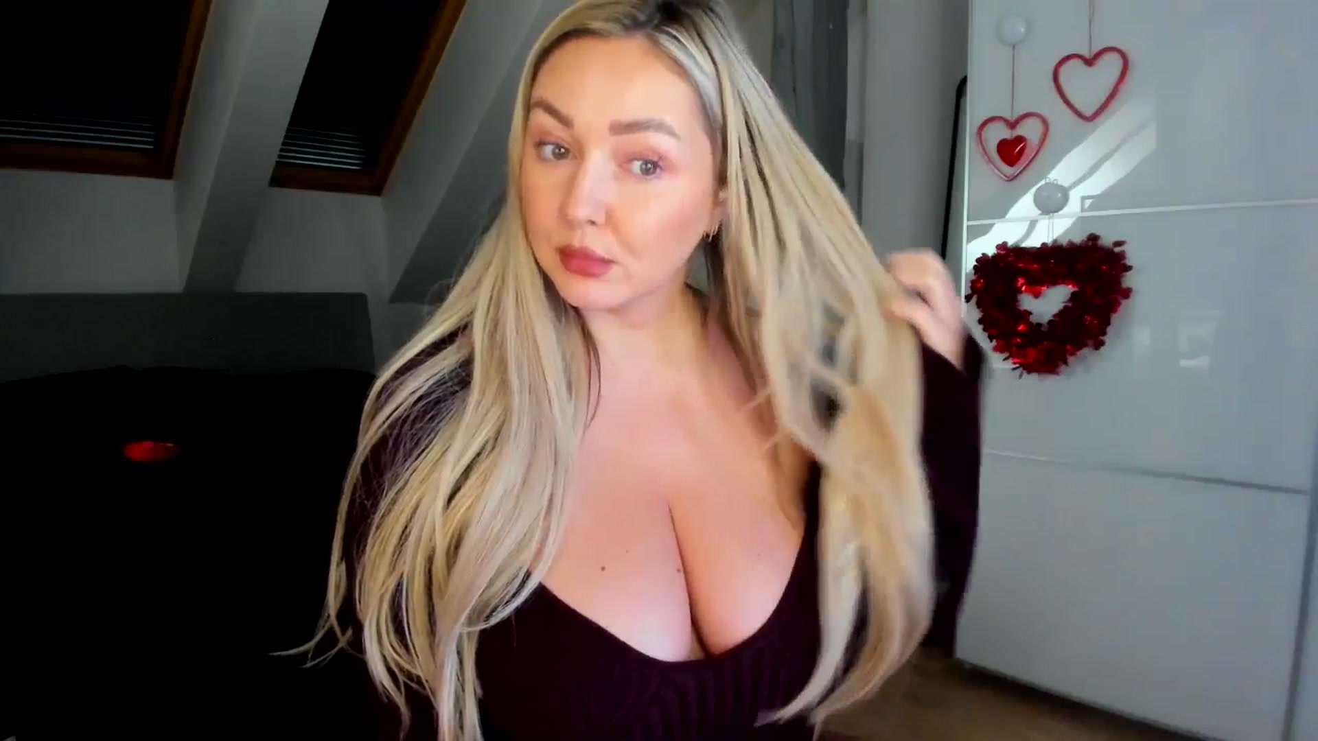 Gallery image thumbnail from Mi_Ha's myfreecams stream on, 02/09/2026, 12:29 image 6 of 20