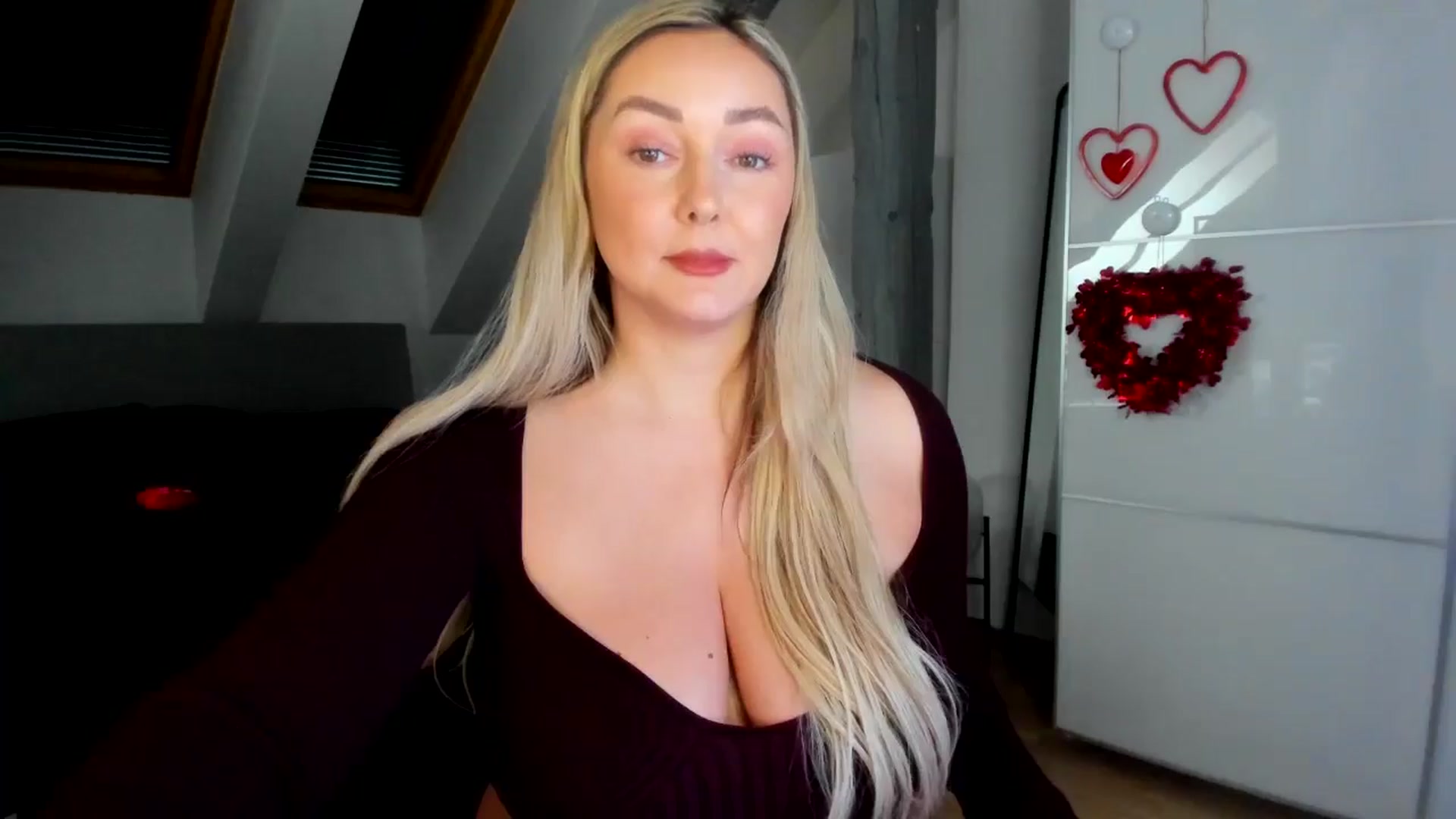 Gallery image thumbnail from Mi_Ha's myfreecams stream on, 02/09/2026, 12:29 image 13 of 20
