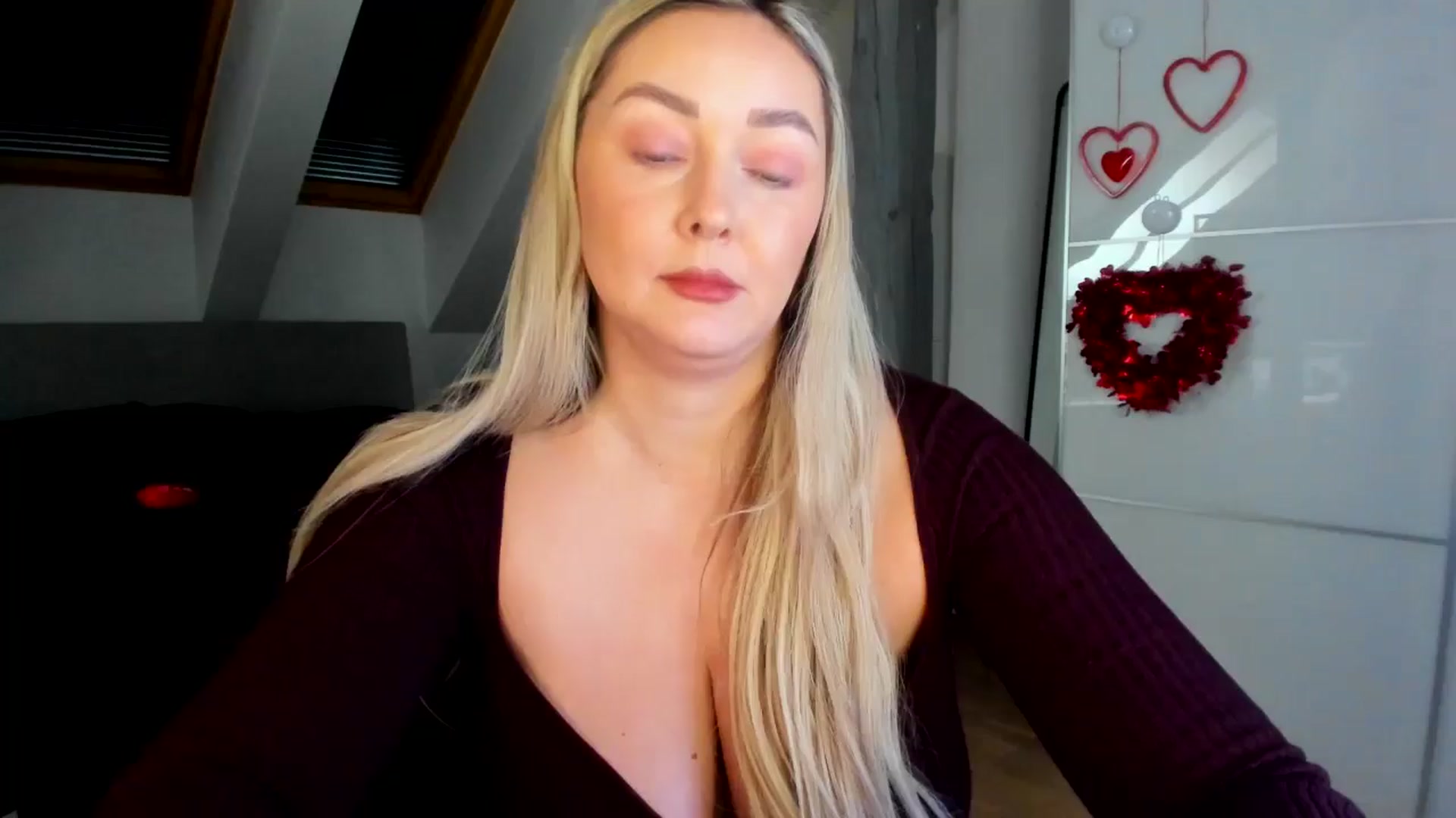 Gallery image thumbnail from Mi_Ha's myfreecams stream on, 02/09/2026, 12:29 image 14 of 20