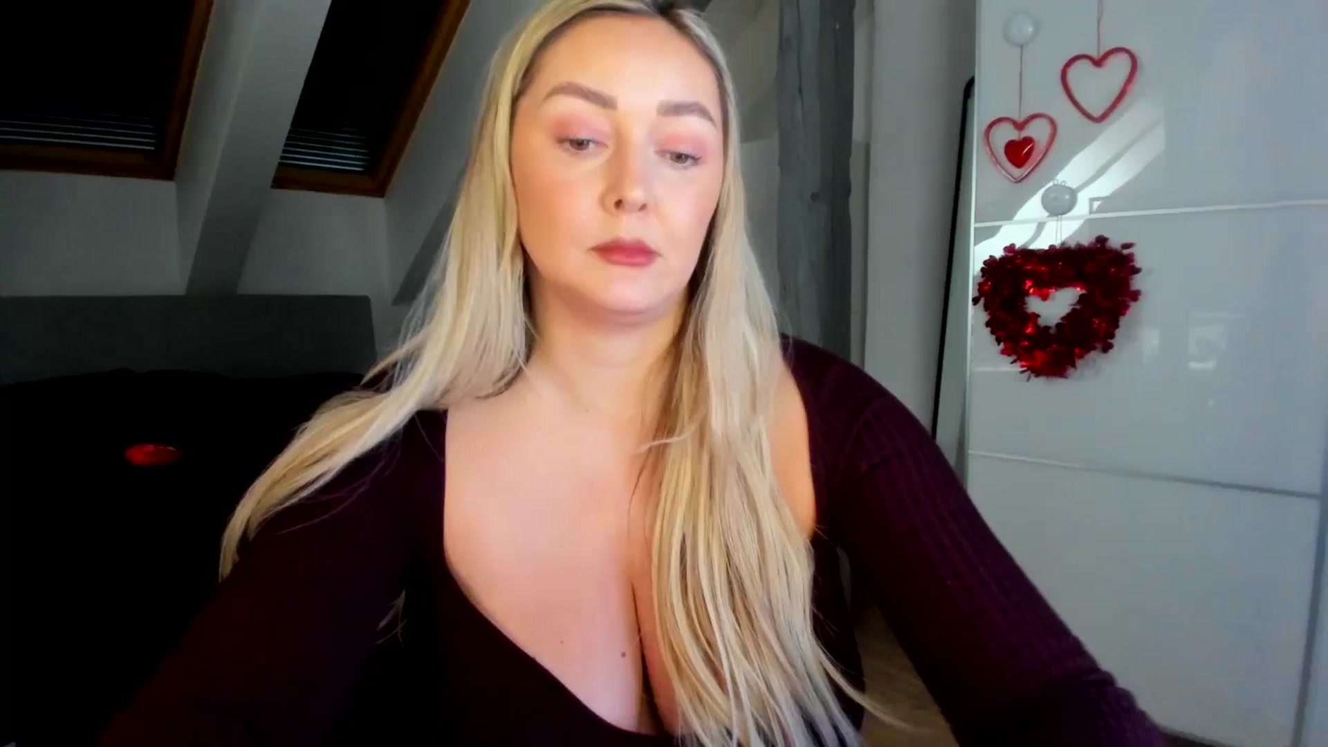Gallery image thumbnail from Mi_Ha's myfreecams stream on, 02/09/2026, 12:29 image 17 of 20