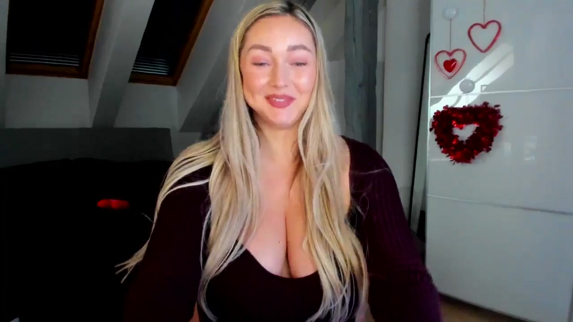 Gallery image thumbnail from Mi_Ha's myfreecams stream on, 02/09/2026, 13:06 image 14 of 20