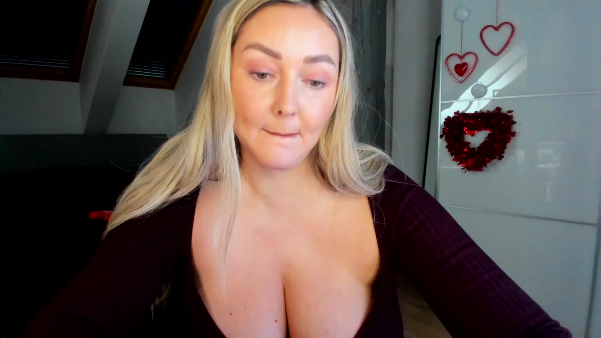 Gallery image thumbnail from Mi_Ha's myfreecams stream on, 02/09/2026, 13:06 image 1 of 20