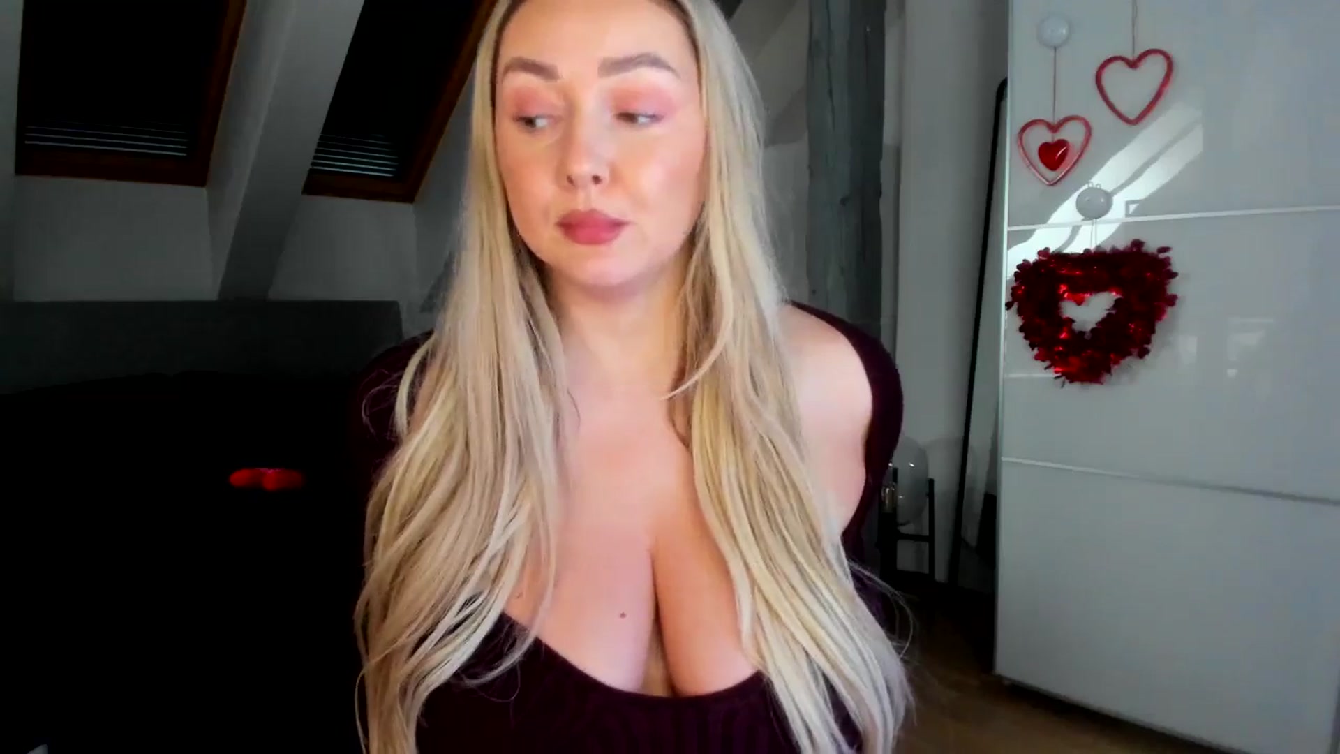 Gallery image thumbnail from Mi_Ha's myfreecams stream on, 02/09/2026, 13:55 image 7 of 20