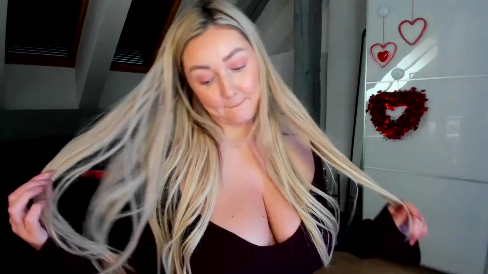 Gallery image thumbnail from Mi_Ha's myfreecams stream on, 02/09/2026, 13:55 image 1 of 20