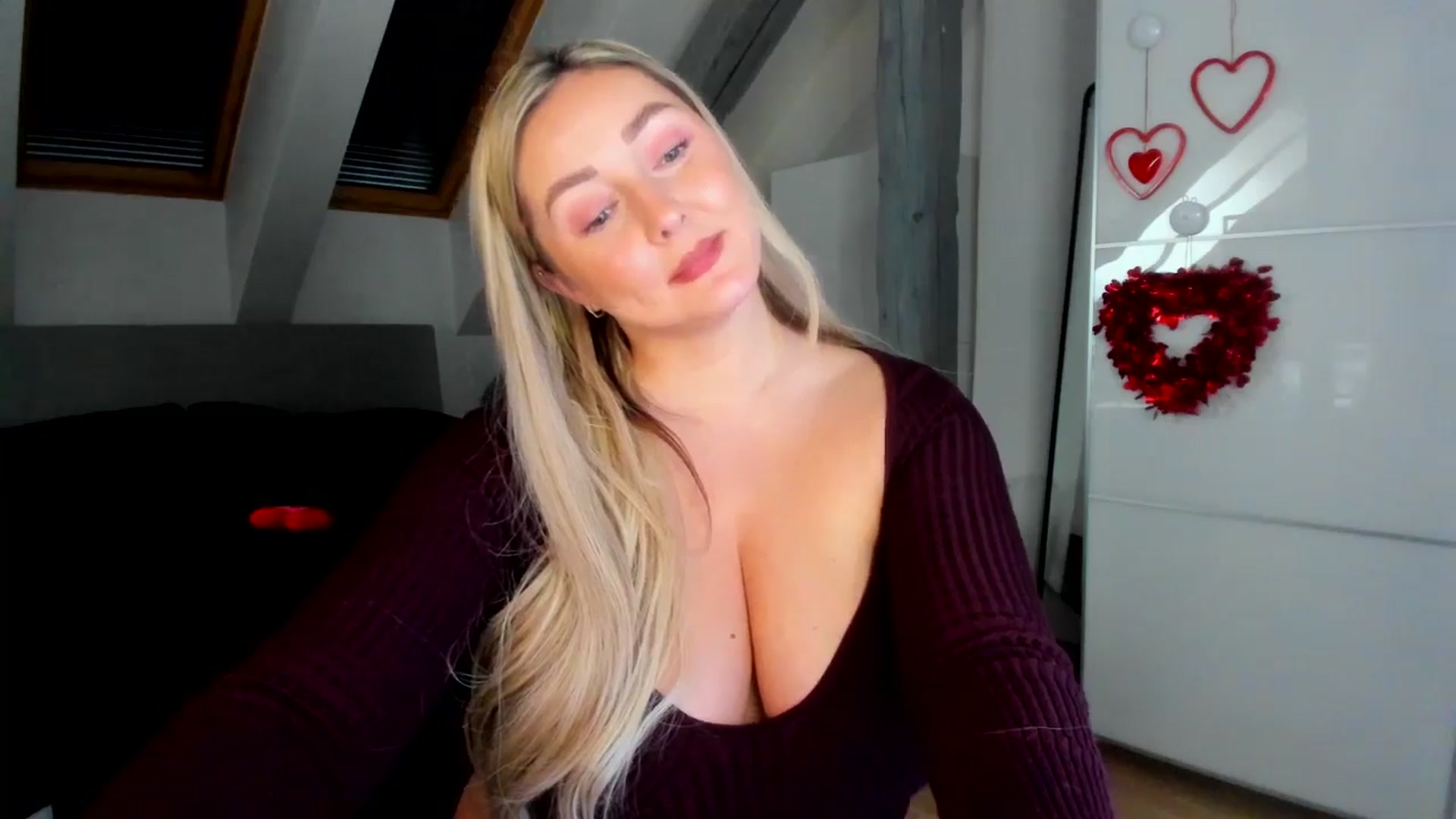 Gallery image thumbnail from Mi_Ha's myfreecams stream on, 02/09/2026, 14:55 image 8 of 20