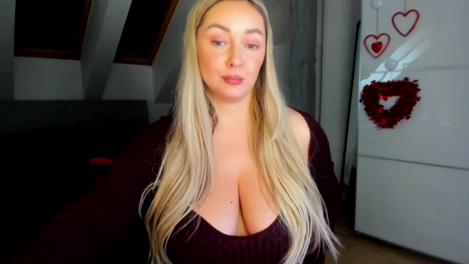 Gallery image thumbnail from Mi_Ha's myfreecams stream on, 02/09/2026, 15:28 image 10 of 20
