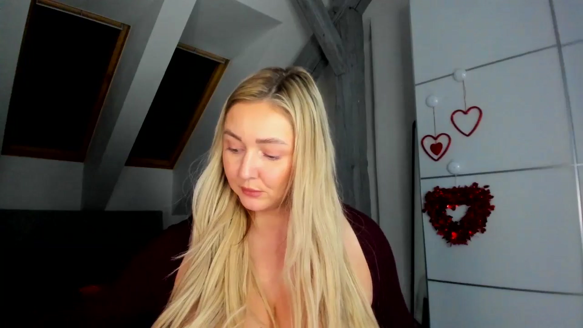 Gallery image thumbnail from Mi_Ha's myfreecams stream on, 02/09/2026, 16:49 image 8 of 20