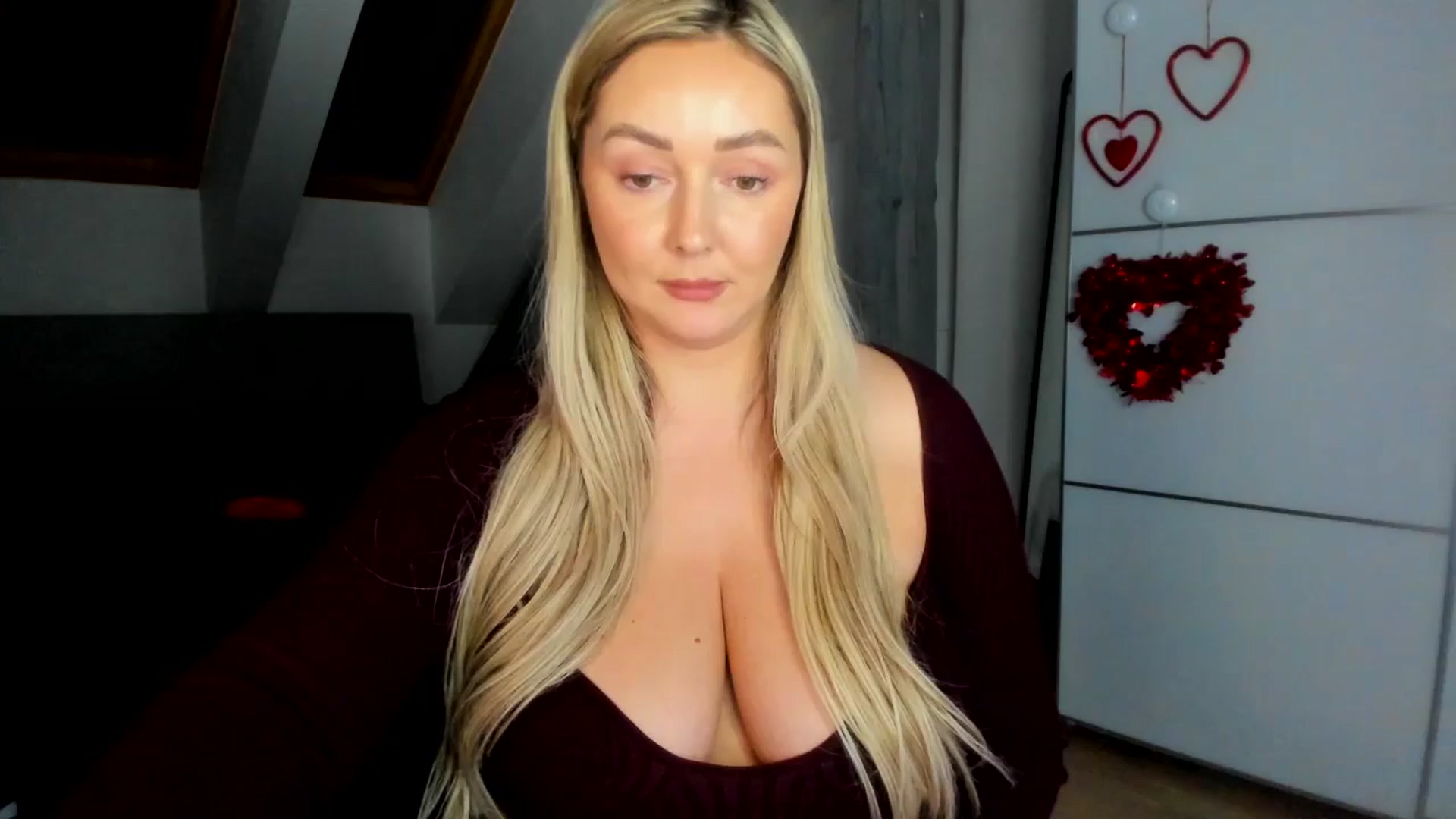 Gallery image thumbnail from Mi_Ha's myfreecams stream on, 02/09/2026, 16:49 image 15 of 20