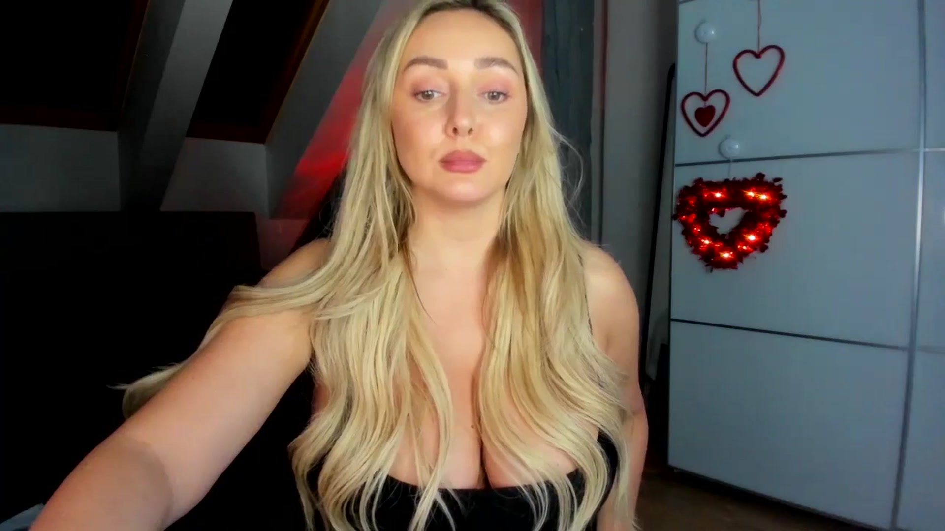 Gallery image thumbnail from Mi_Ha's myfreecams stream on, 02/10/2026, 16:55 image 14 of 20