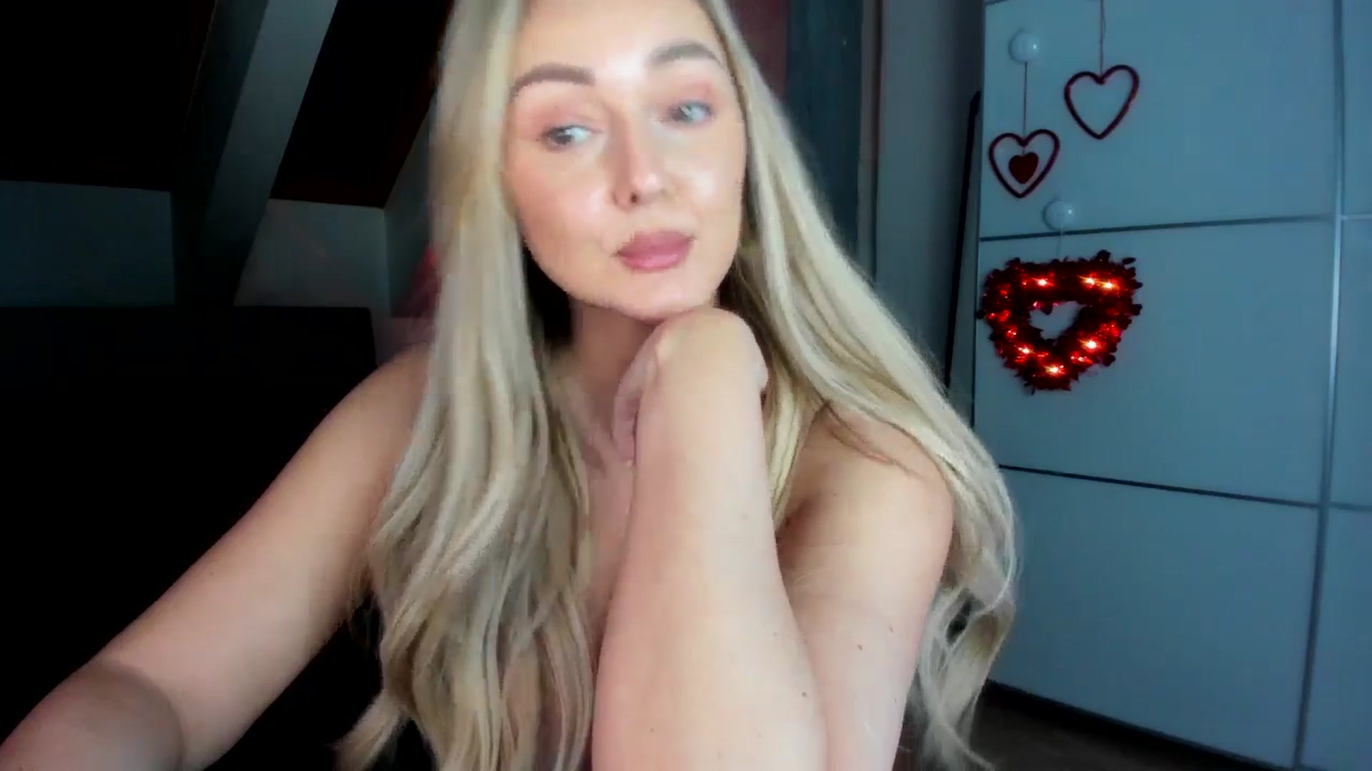 Gallery image thumbnail from Mi_Ha's myfreecams stream on, 02/10/2026, 16:55 image 10 of 20