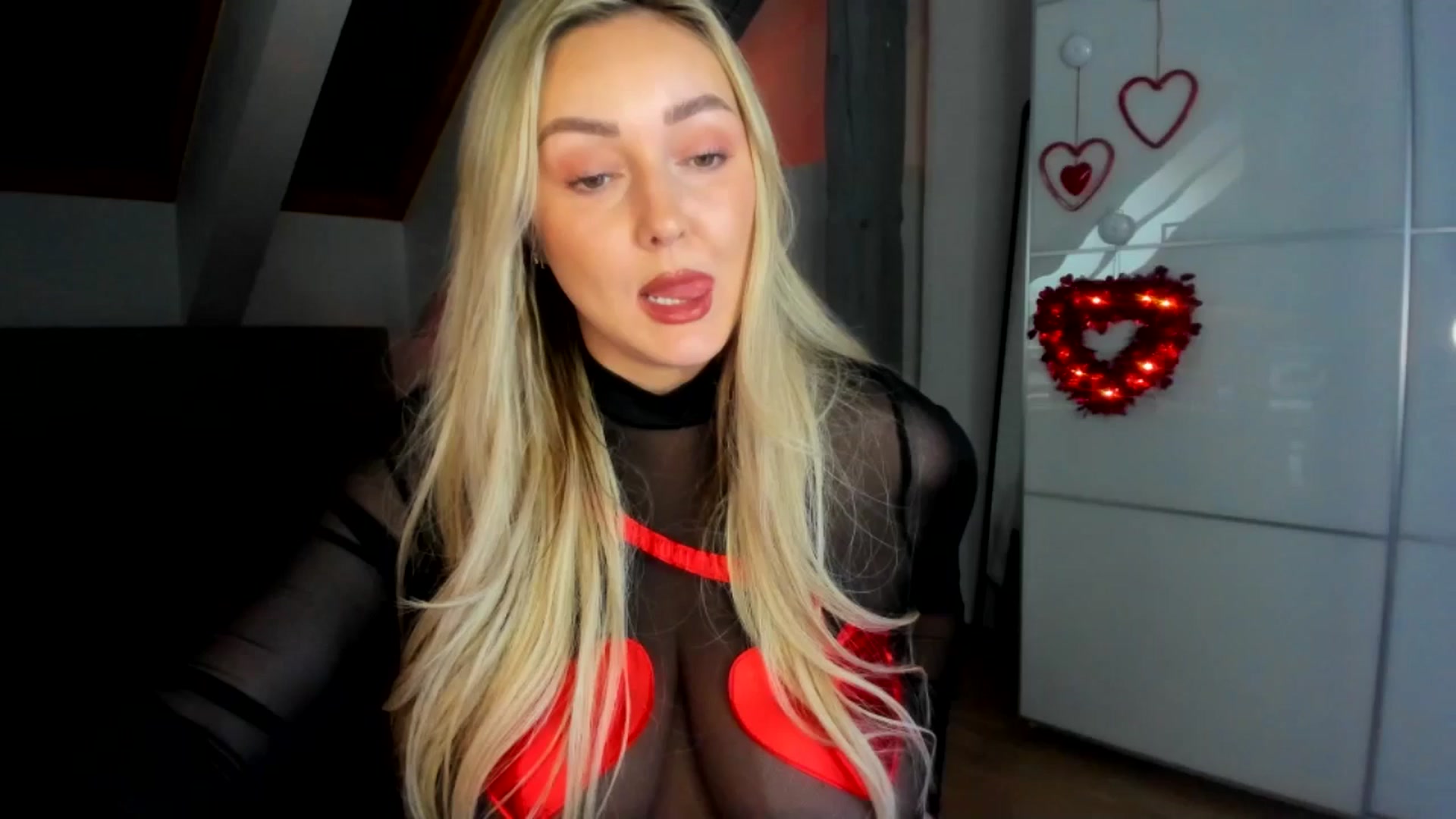 Gallery image thumbnail from Mi_Ha's myfreecams stream on, 02/11/2026, 14:36 image 4 of 20
