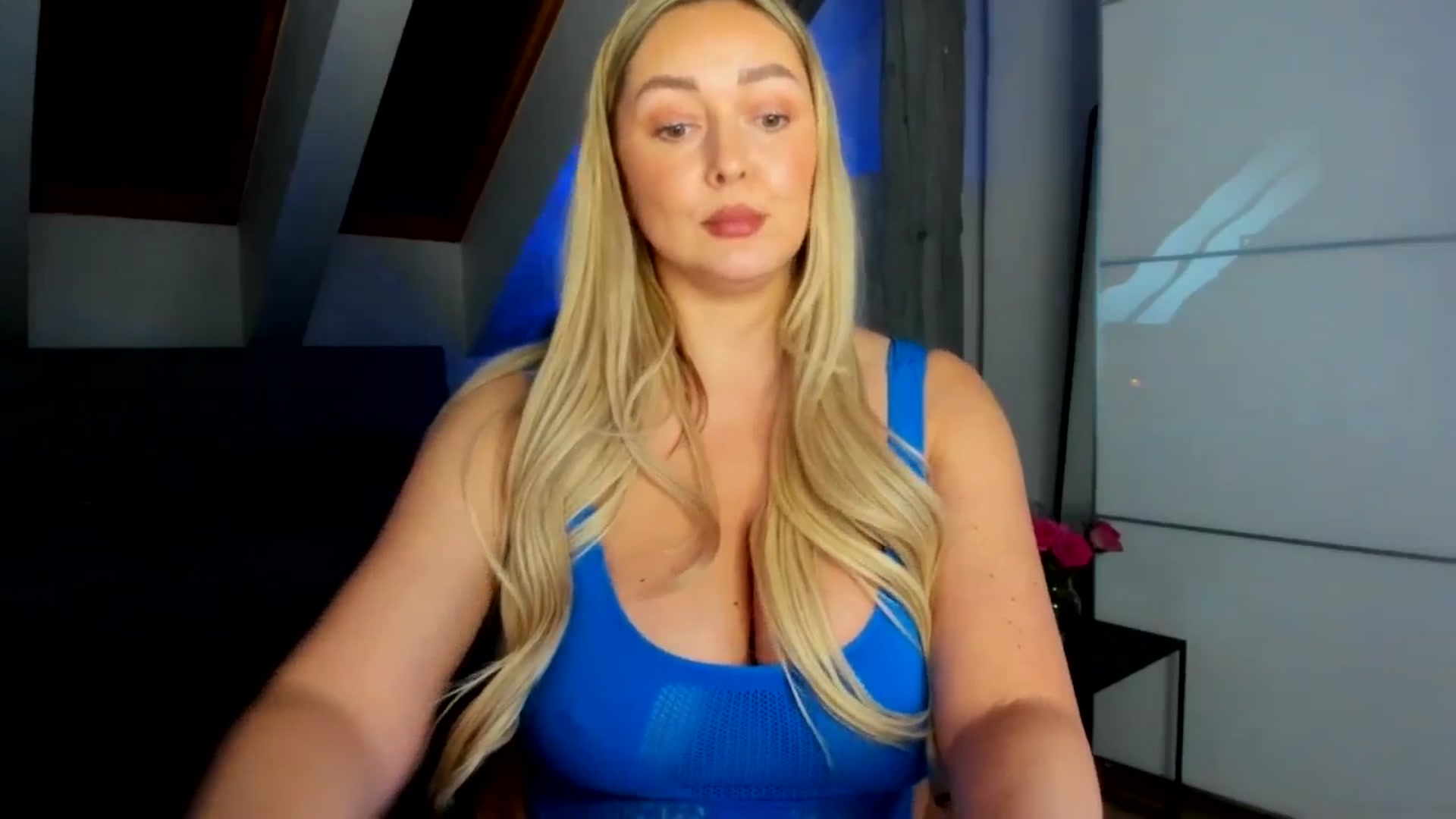 Gallery image thumbnail from Mi_Ha's myfreecams stream on, 02/15/2026, 16:38 image 7 of 20