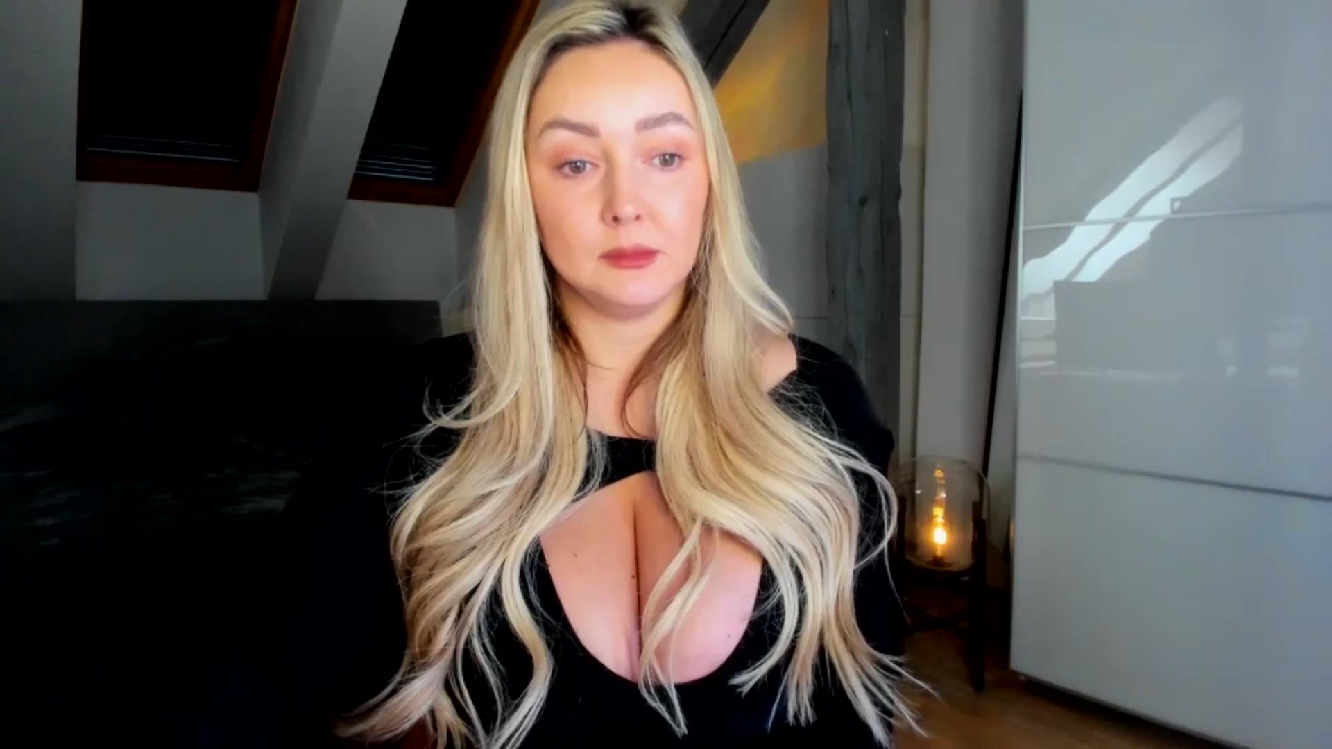 Gallery image thumbnail from Mi_Ha's myfreecams stream on, 02/18/2026, 14:49 image 14 of 20