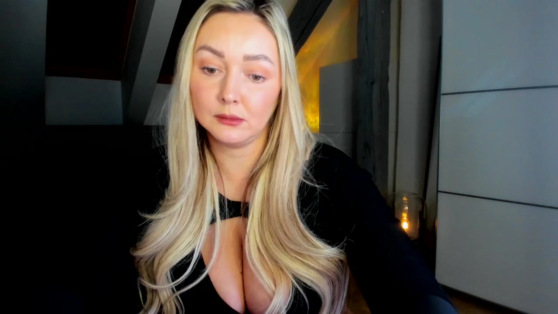 Gallery image thumbnail from Mi_Ha's myfreecams stream on, 02/18/2026, 16:55 image 16 of 20