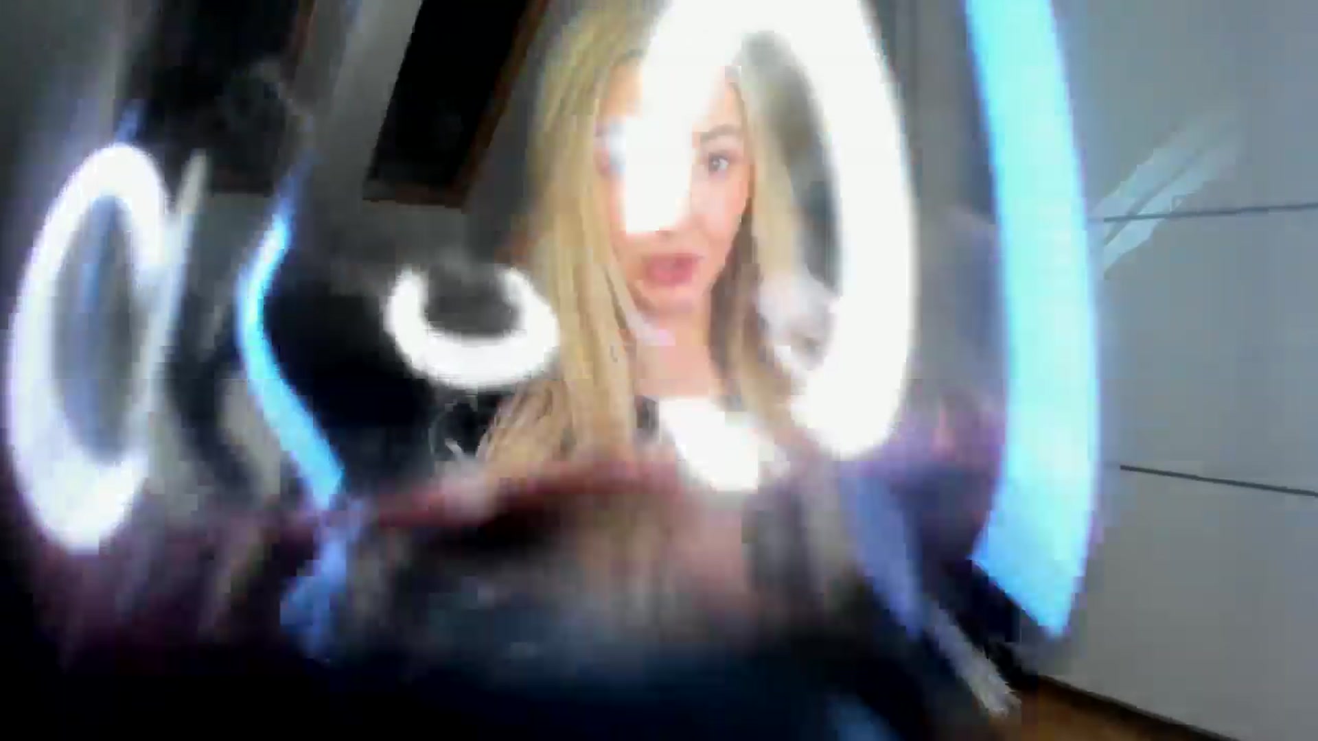 Gallery image thumbnail from Mi_Ha's myfreecams stream on, 02/18/2026, 16:55 image 8 of 20
