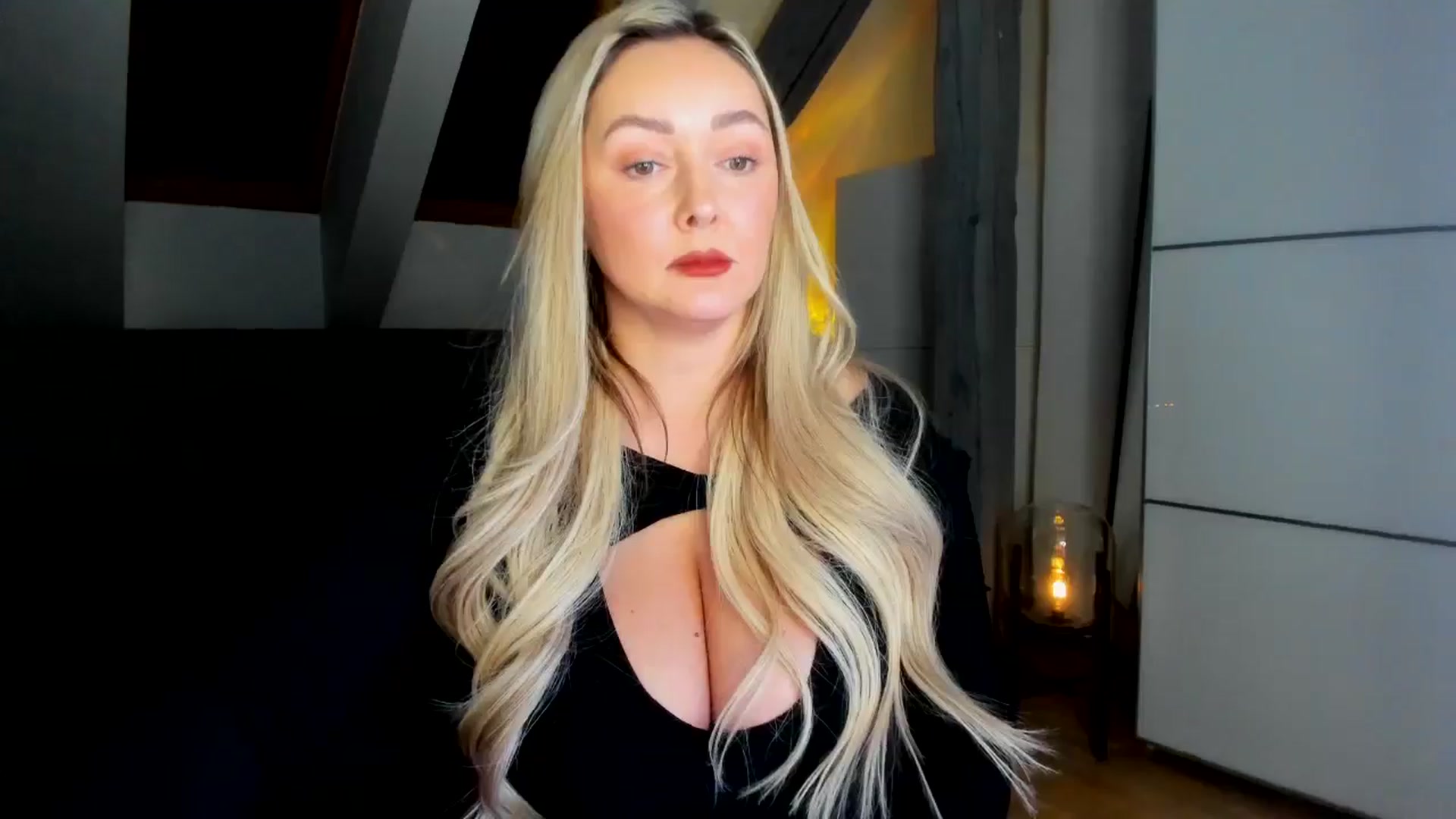 Gallery image thumbnail from Mi_Ha's myfreecams stream on, 02/18/2026, 17:14 image 13 of 20