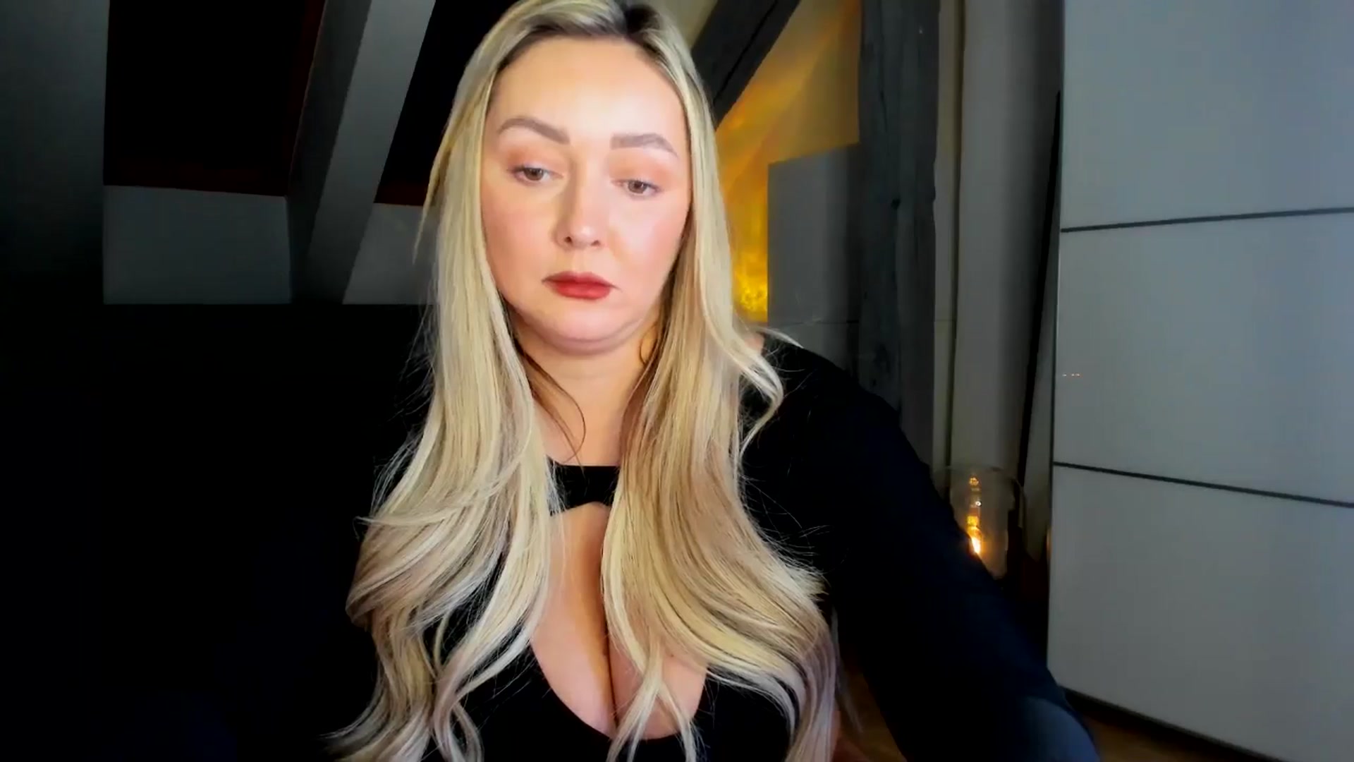 Gallery image thumbnail from Mi_Ha's myfreecams stream on, 02/18/2026, 17:14 image 18 of 20