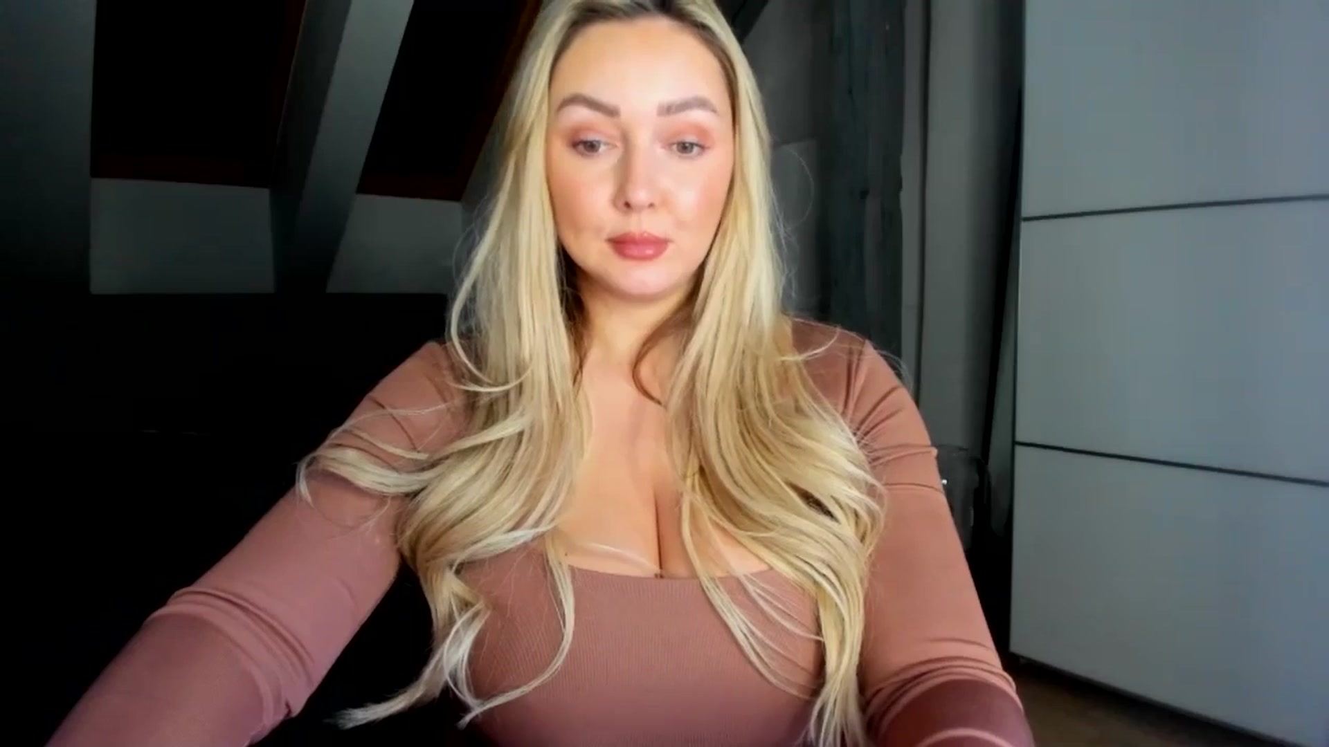 Gallery image thumbnail from Mi_Ha's myfreecams stream on, 02/20/2026, 17:32 image 19 of 20