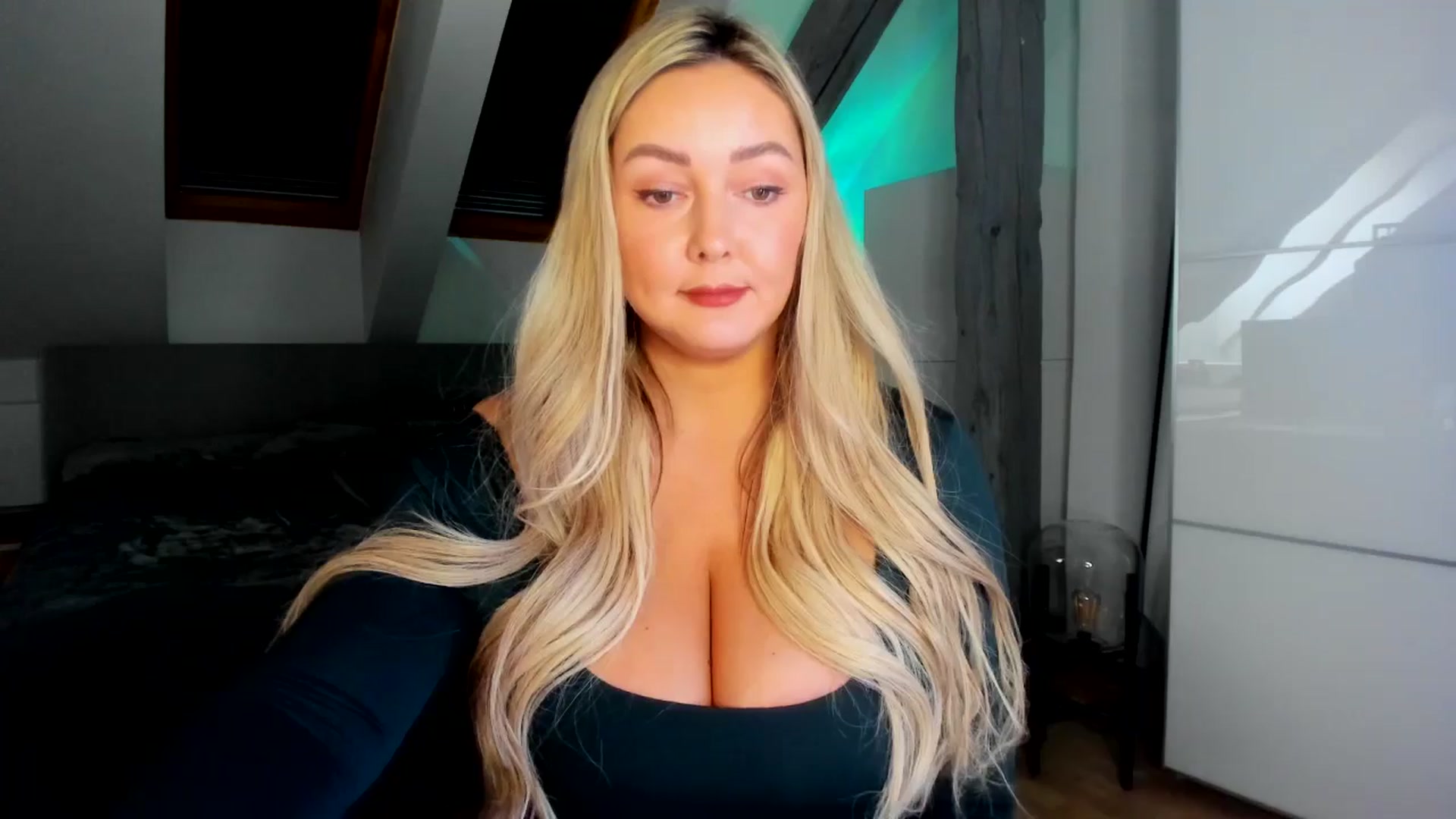 Gallery image thumbnail from Mi_Ha's myfreecams stream on, 02/24/2026, 13:30 image 19 of 20