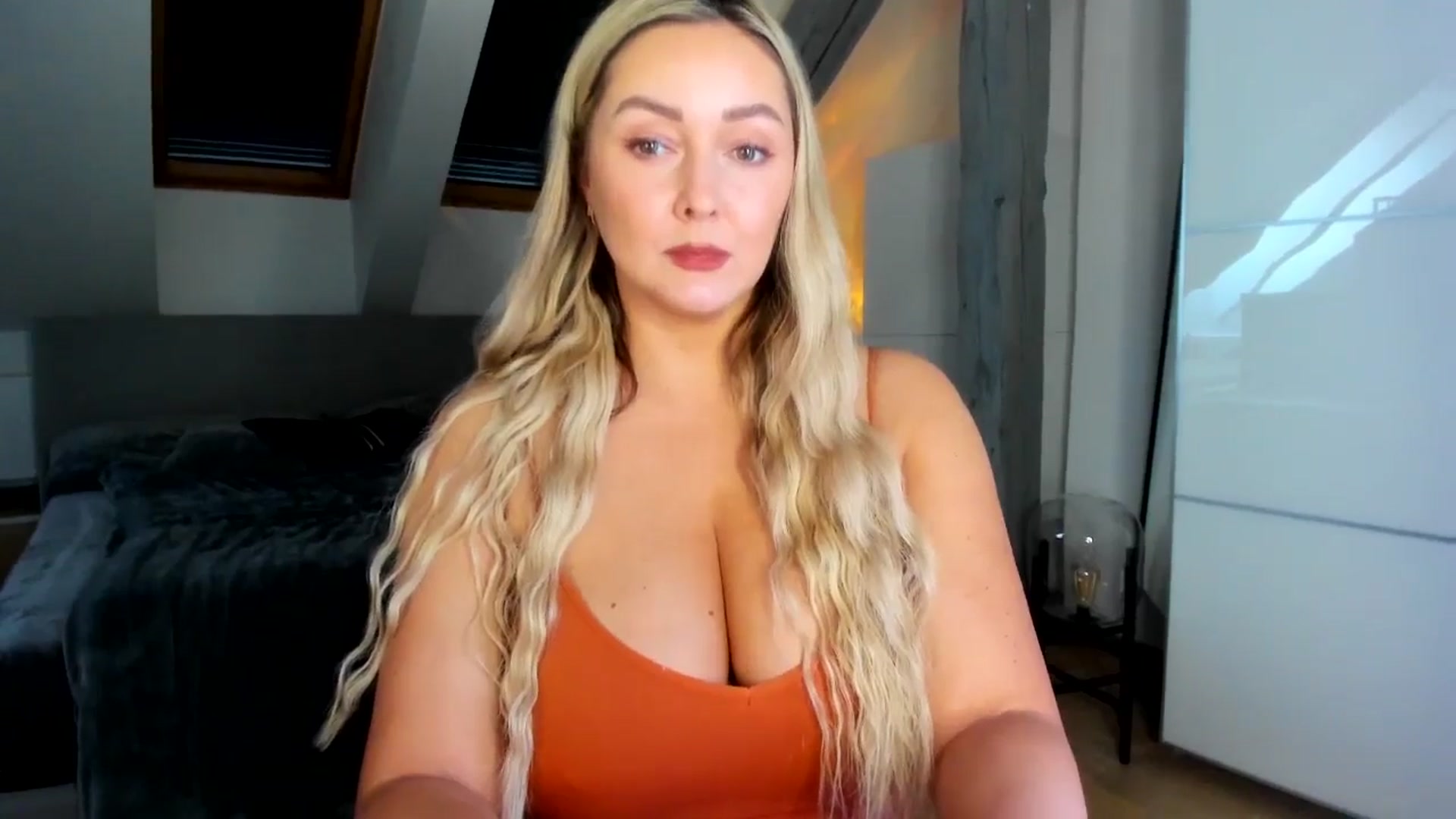 Gallery image thumbnail from Mi_Ha's myfreecams stream on, 02/25/2026, 13:41 image 11 of 20