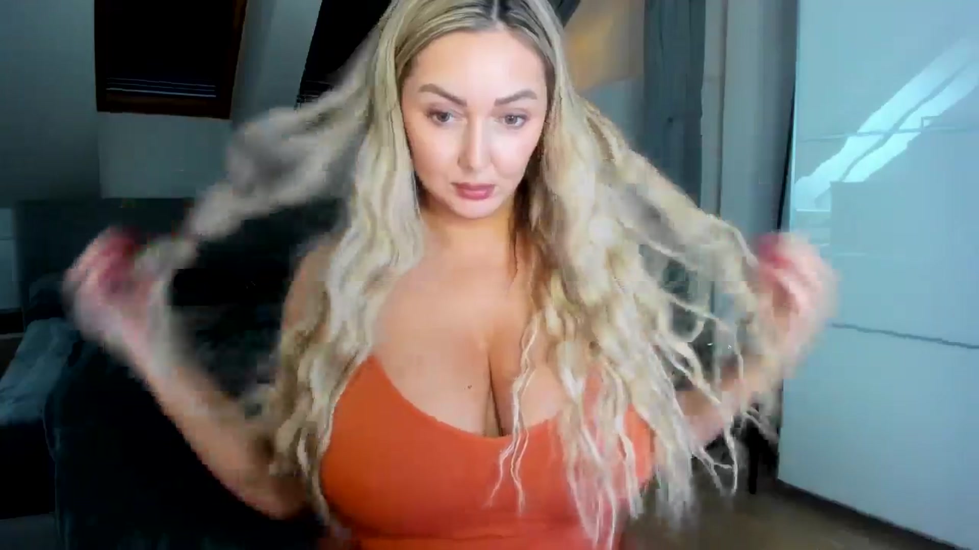 Gallery image thumbnail from Mi_Ha's myfreecams stream on, 02/25/2026, 15:24 image 3 of 20