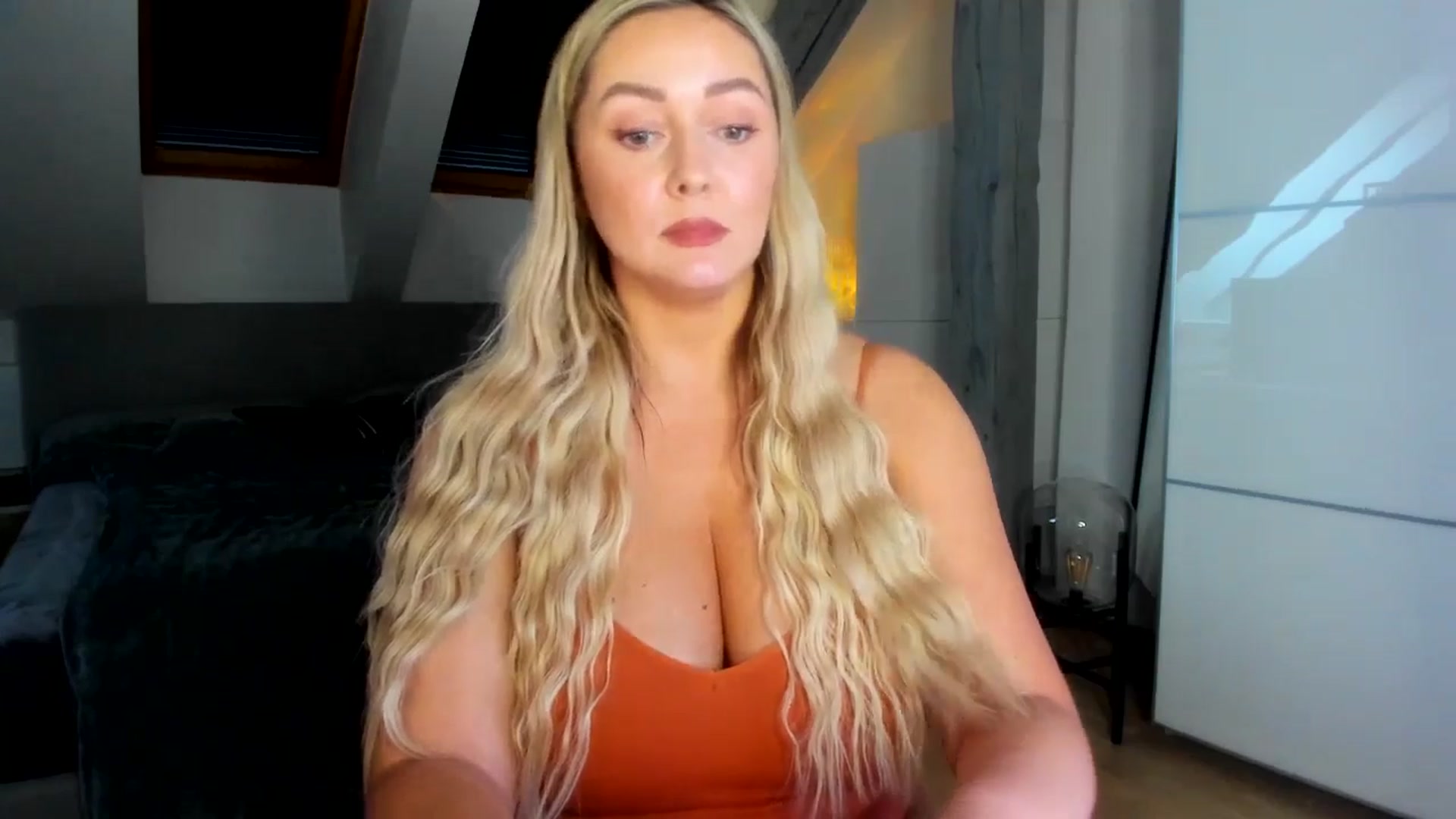 Gallery image thumbnail from Mi_Ha's myfreecams stream on, 02/25/2026, 15:24 image 16 of 20
