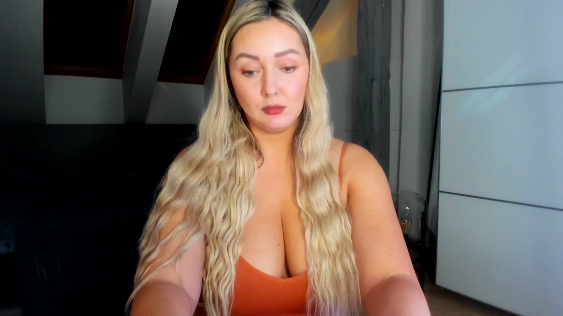 Gallery image thumbnail from Mi_Ha's myfreecams stream on, 02/25/2026, 17:23 image 1 of 20