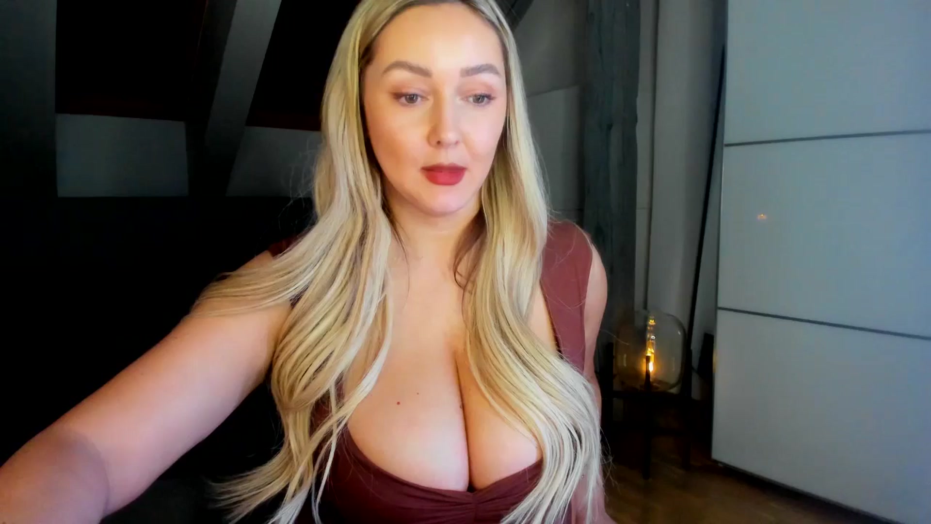 Gallery image thumbnail from Mi_Ha's myfreecams stream on, 03/01/2026, 22:02 image 5 of 20