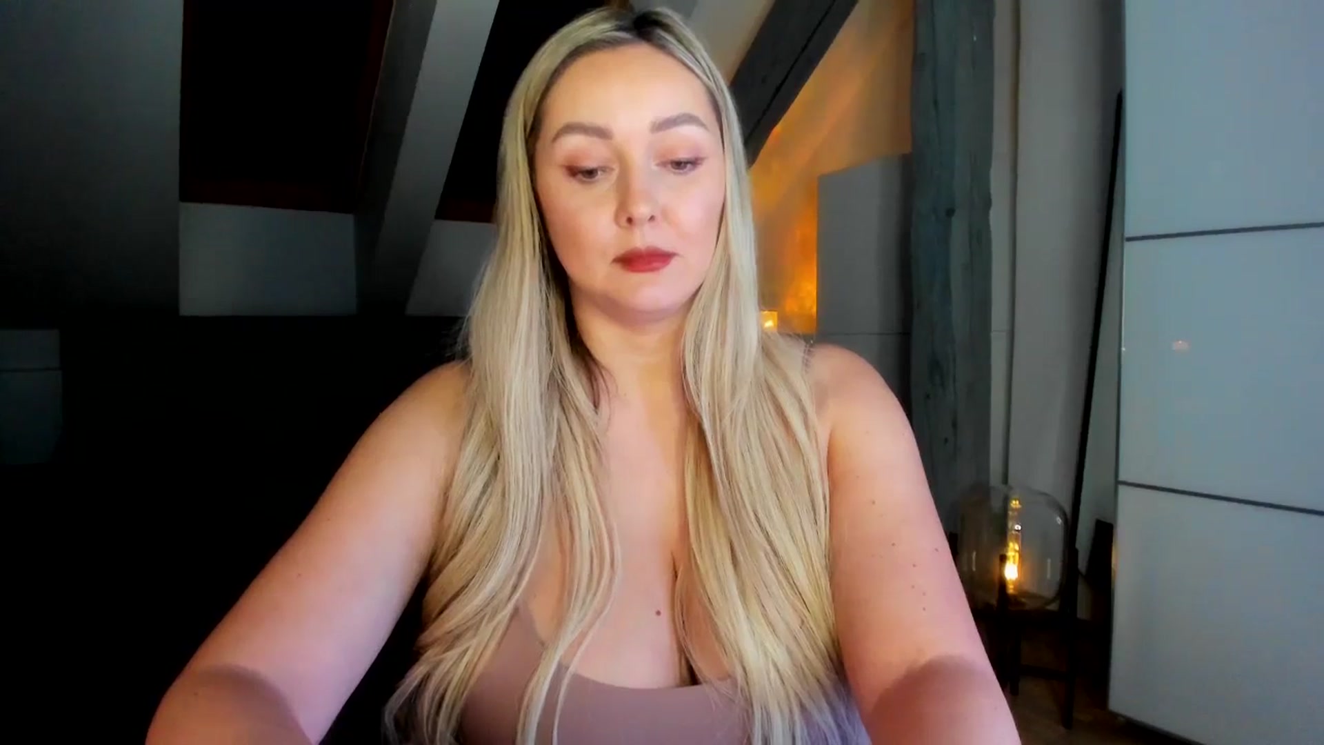 Gallery image thumbnail from Mi_Ha's myfreecams stream on, 03/02/2026, 19:55 image 8 of 20