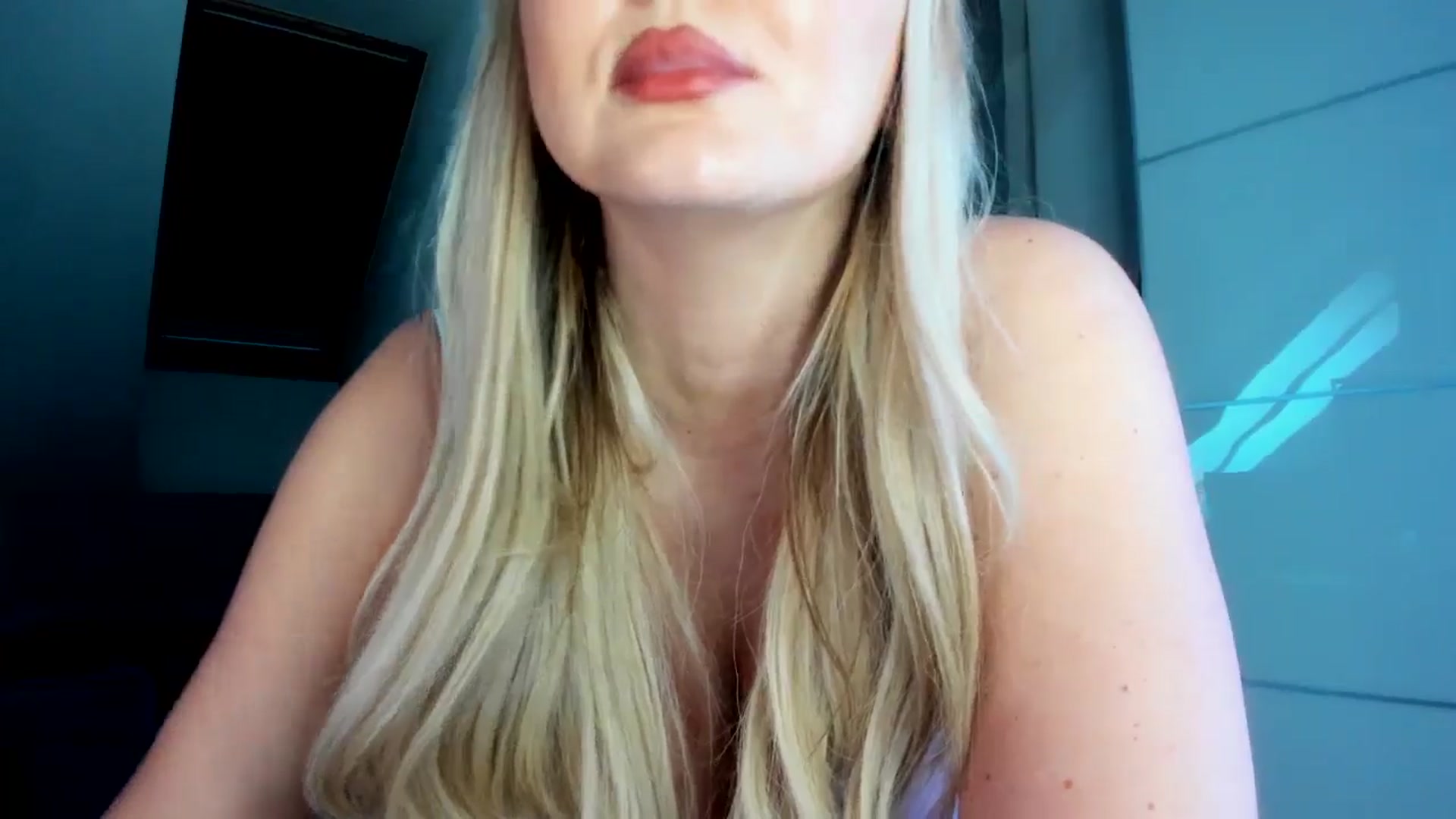Gallery image thumbnail from Mi_Ha's myfreecams stream on, 03/03/2026, 14:32 image 2 of 20