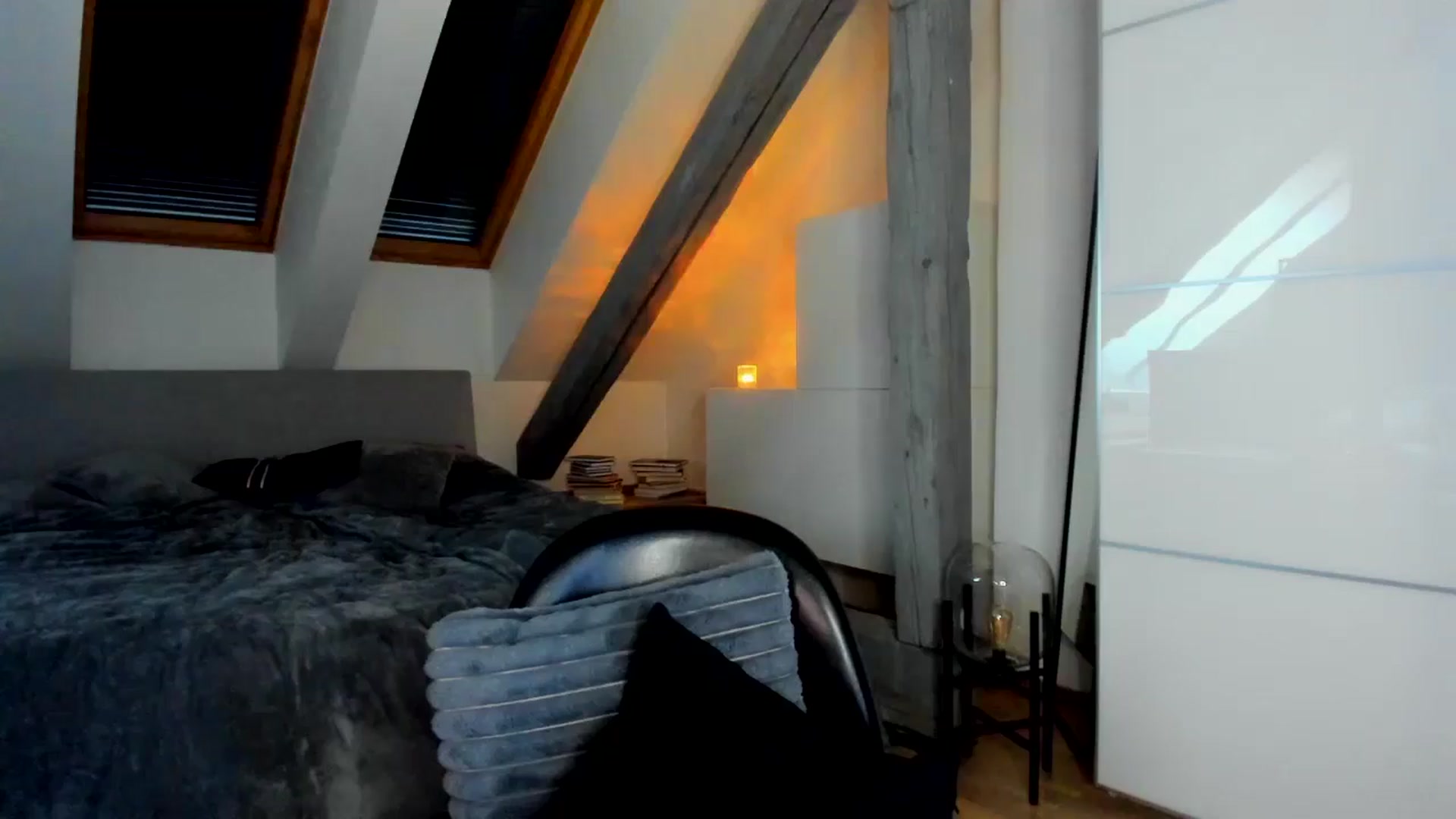 Gallery image thumbnail from Mi_Ha's myfreecams stream on, 03/04/2026, 15:06 image 15 of 20